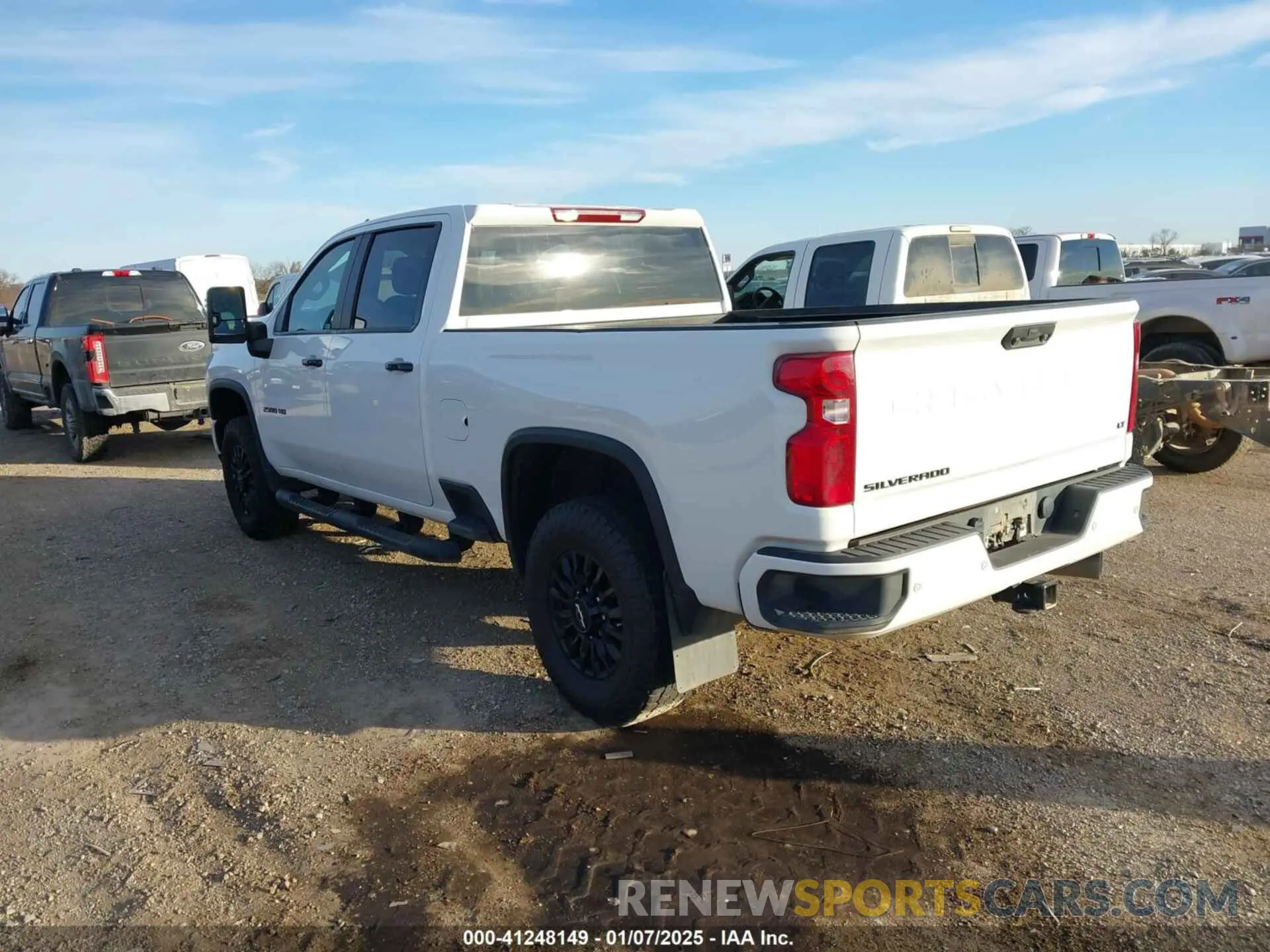 3 Фотография поврежденного автомобиля 1GC4YNEY4PF153297 CHEVROLET SILVERADO 2500HD 2023