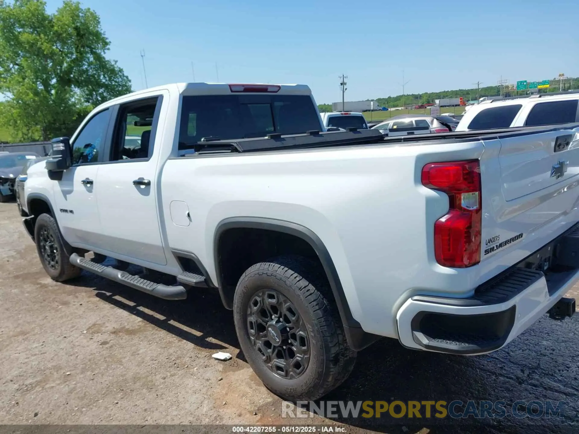 14 Photograph of a damaged car 1GC4YNEYXPF237415 CHEVROLET SILVERADO 2500HD 2023