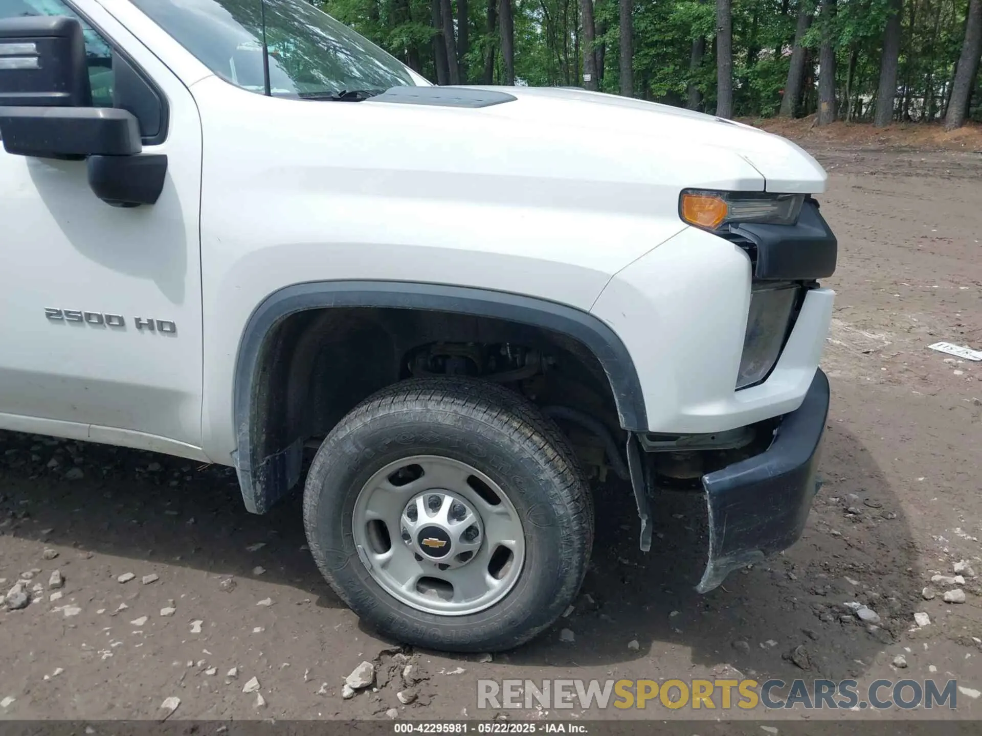 17 Photograph of a damaged car 2GC4YLE78P1714958 CHEVROLET SILVERADO 2500HD 2023