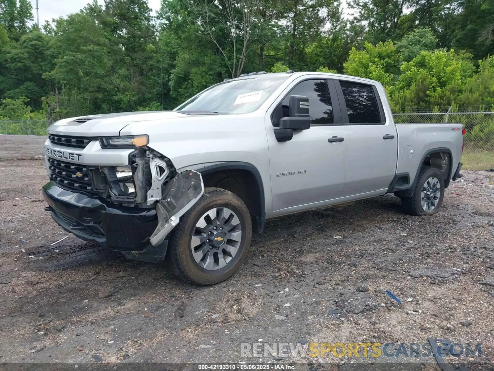 2 Photograph of a damaged car 2GC4YME72P1723547 CHEVROLET SILVERADO 2500HD 2023
