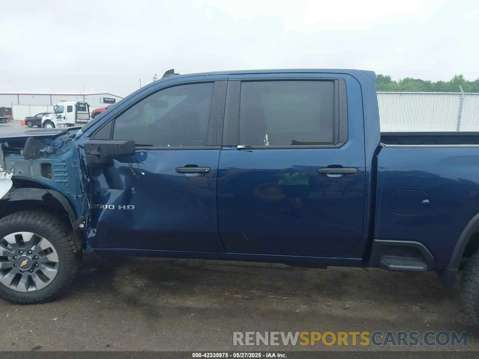 15 Photograph of a damaged car 2GC4YME76P1707335 CHEVROLET SILVERADO 2500HD 2023