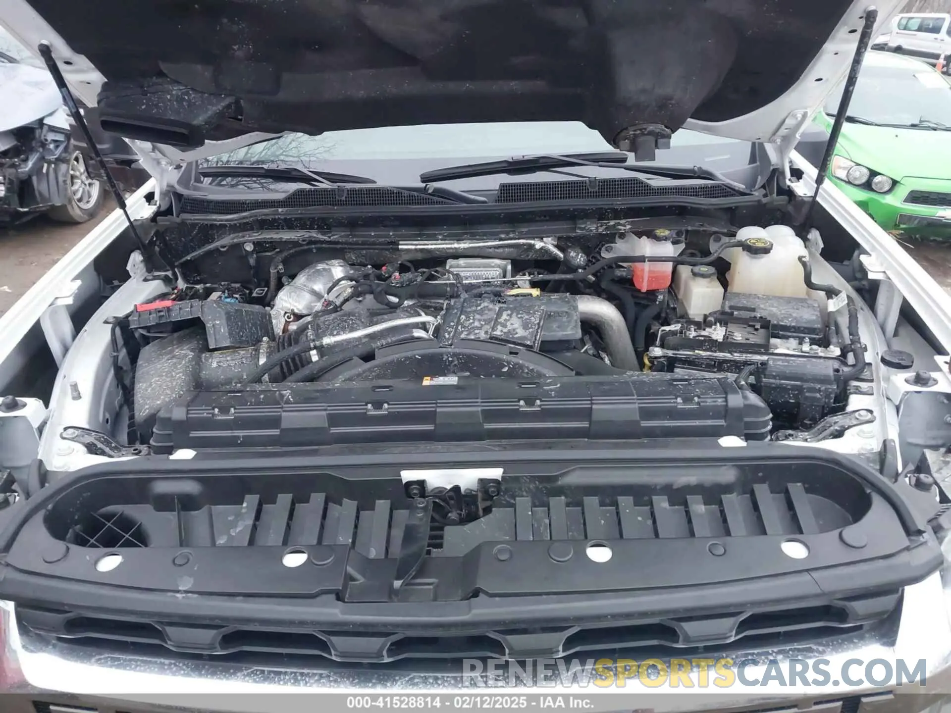 10 Photograph of a damaged car 2GC4YNEY3P1703385 CHEVROLET SILVERADO 2500HD 2023