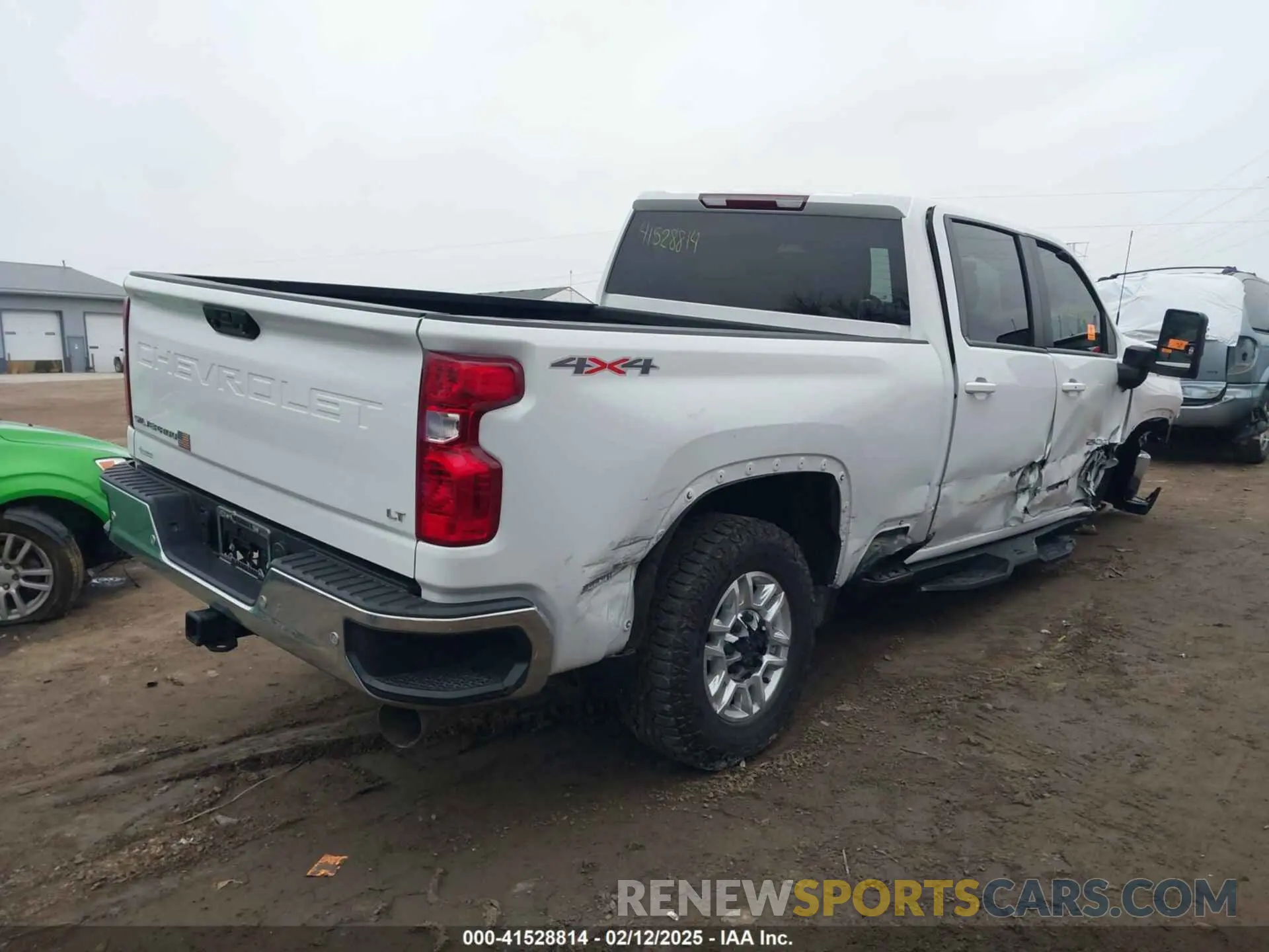 4 Photograph of a damaged car 2GC4YNEY3P1703385 CHEVROLET SILVERADO 2500HD 2023