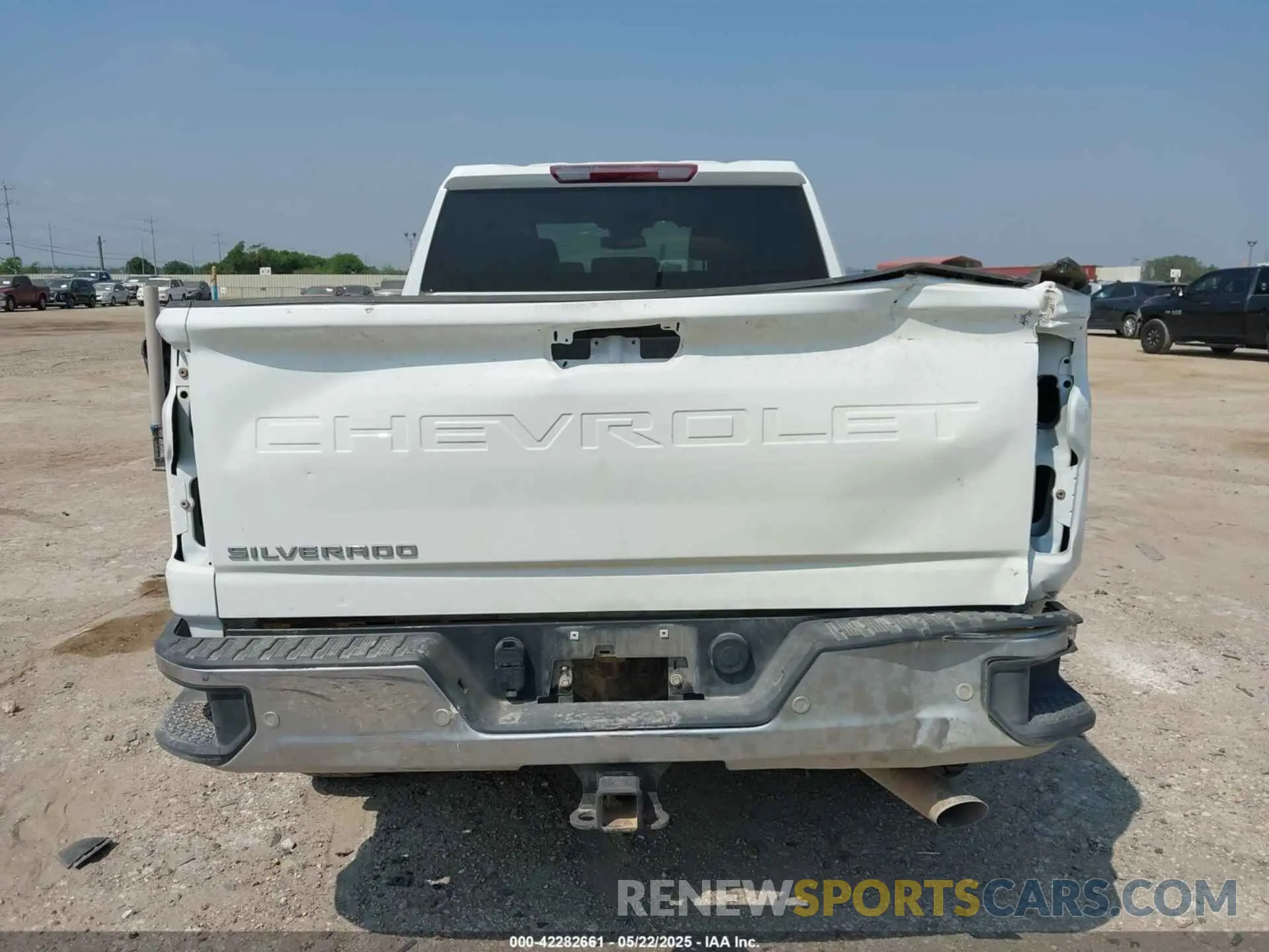 16 Фотография поврежденного автомобиля 1GC2YLE7XRF176296 CHEVROLET SILVERADO 2500HD 2024