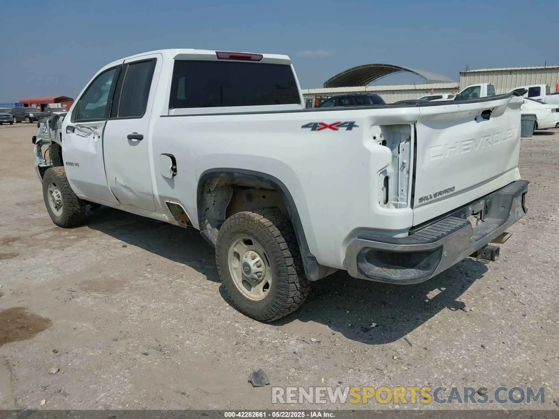 3 Фотография поврежденного автомобиля 1GC2YLE7XRF176296 CHEVROLET SILVERADO 2500HD 2024