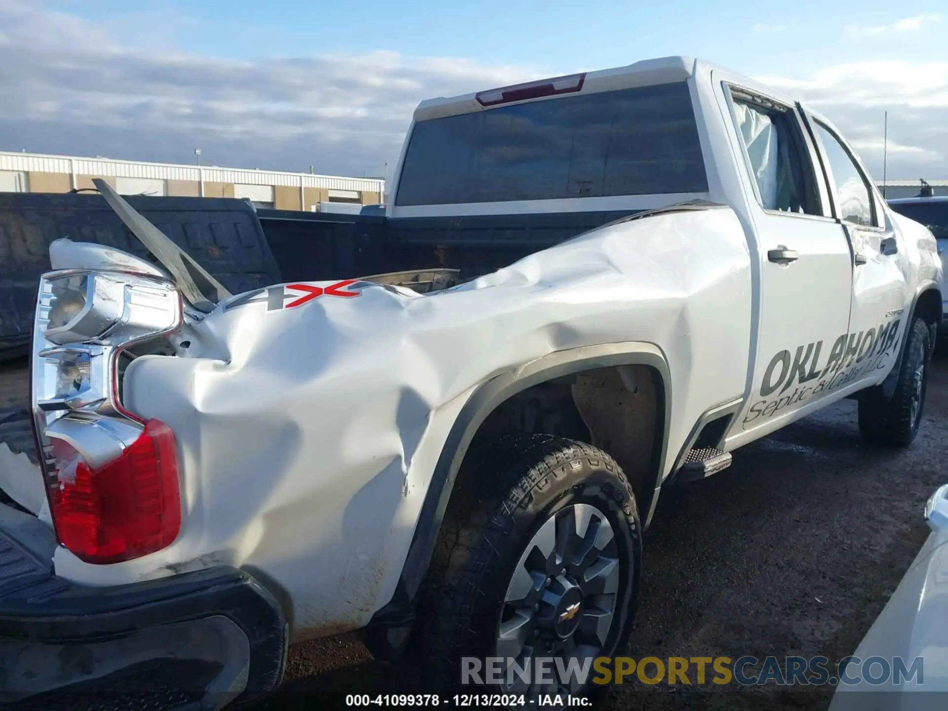 13 Фотография поврежденного автомобиля 1GC4YMEY1RF326691 CHEVROLET SILVERADO 2500HD 2024