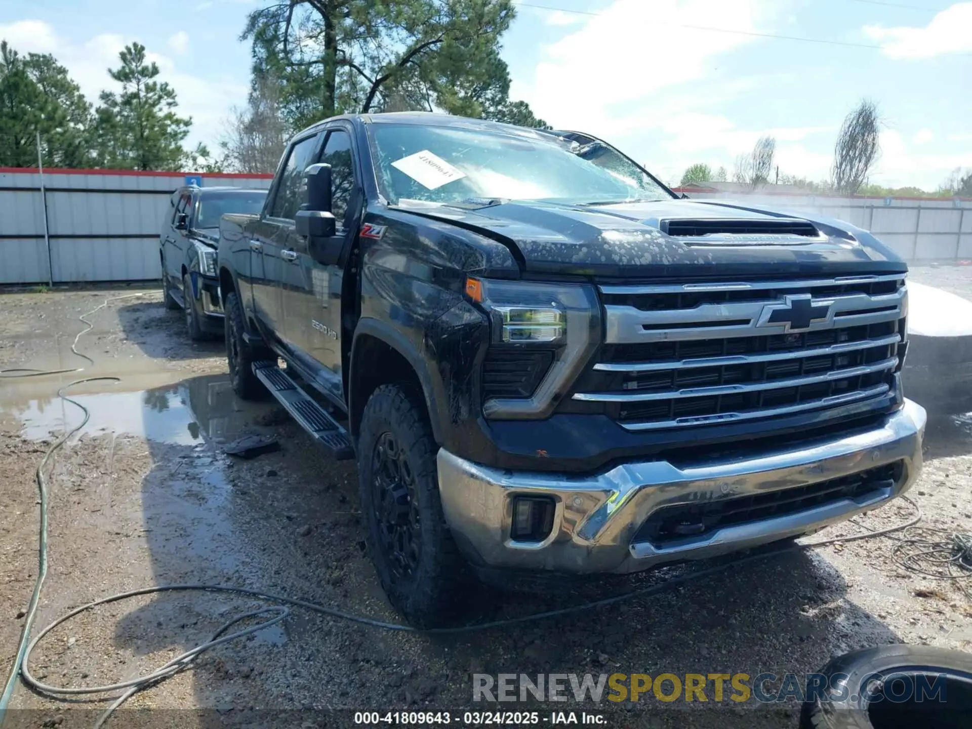 1 Photograph of a damaged car 1GC4YPEY6RF191094 CHEVROLET SILVERADO 2500HD 2024