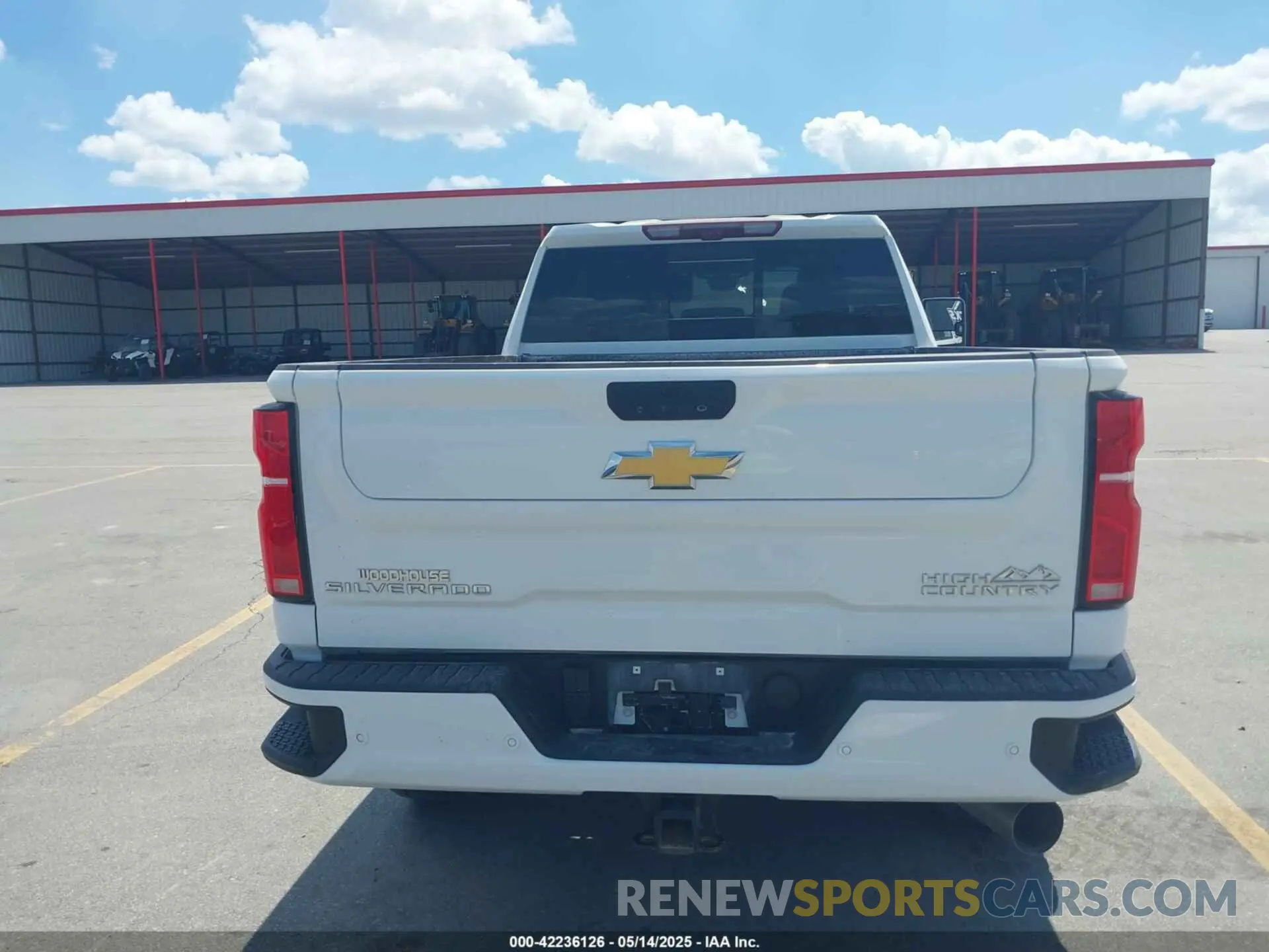 15 Фотография поврежденного автомобиля 1GC4YREY9RF146114 CHEVROLET SILVERADO 2500HD 2024
