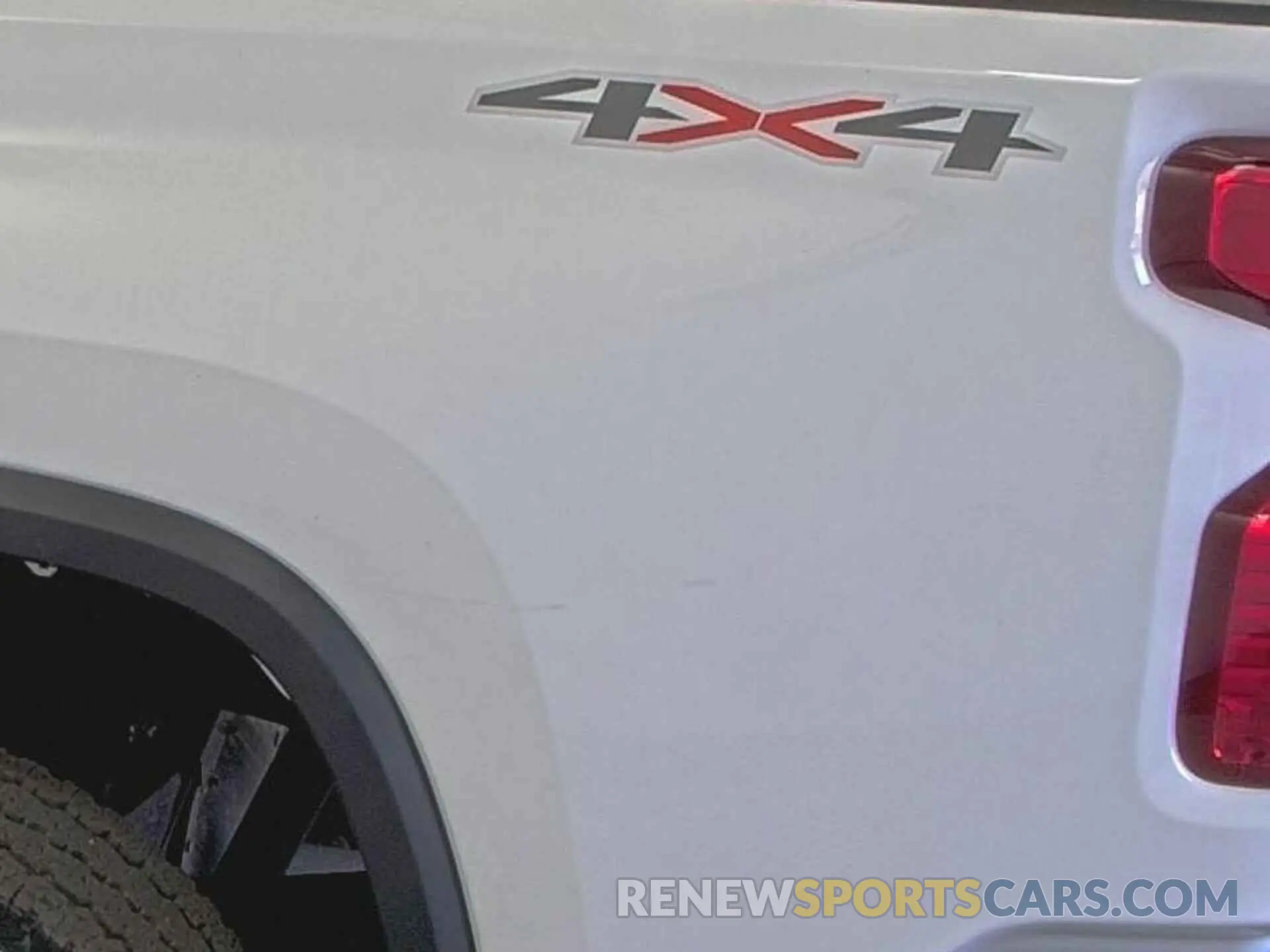 15 Photograph of a damaged car 2GC1YLE7XR1156729 CHEVROLET SILVERADO 2500HD 2024