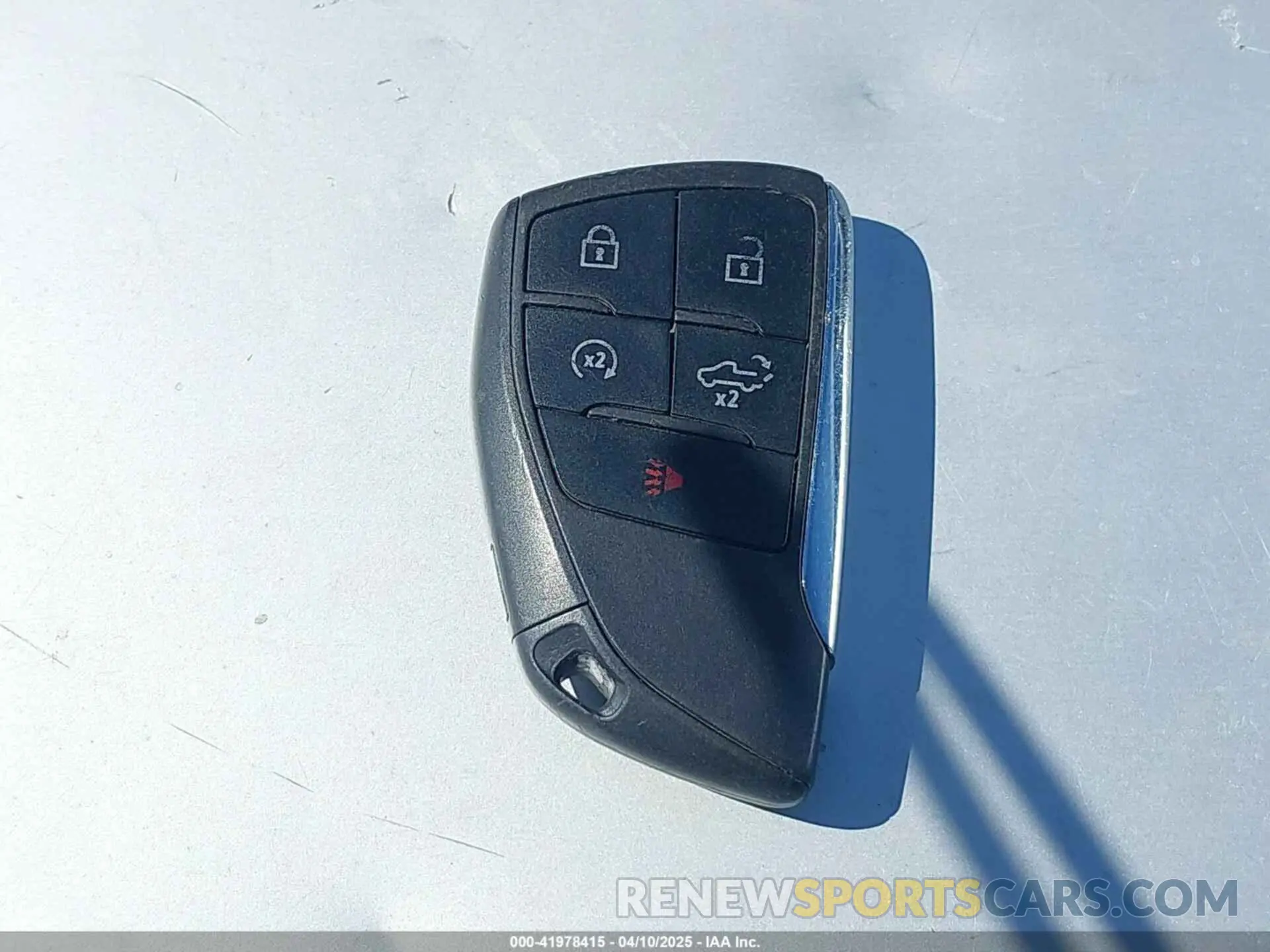 10 Фотография поврежденного автомобиля 2GC4WME70R1115602 CHEVROLET SILVERADO 2500HD 2024