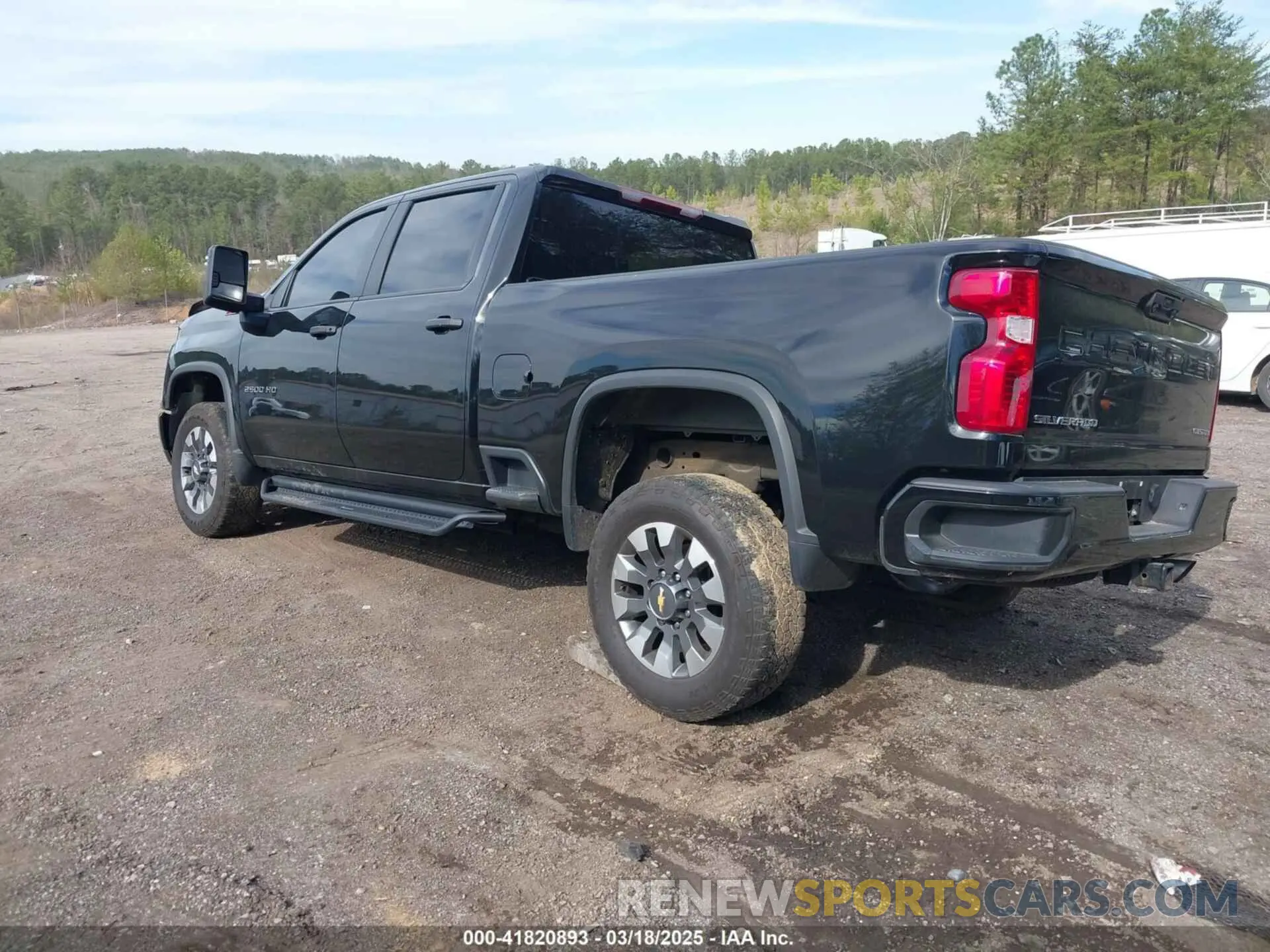 3 Photograph of a damaged car 2GC4YME76R1142961 CHEVROLET SILVERADO 2500HD 2024