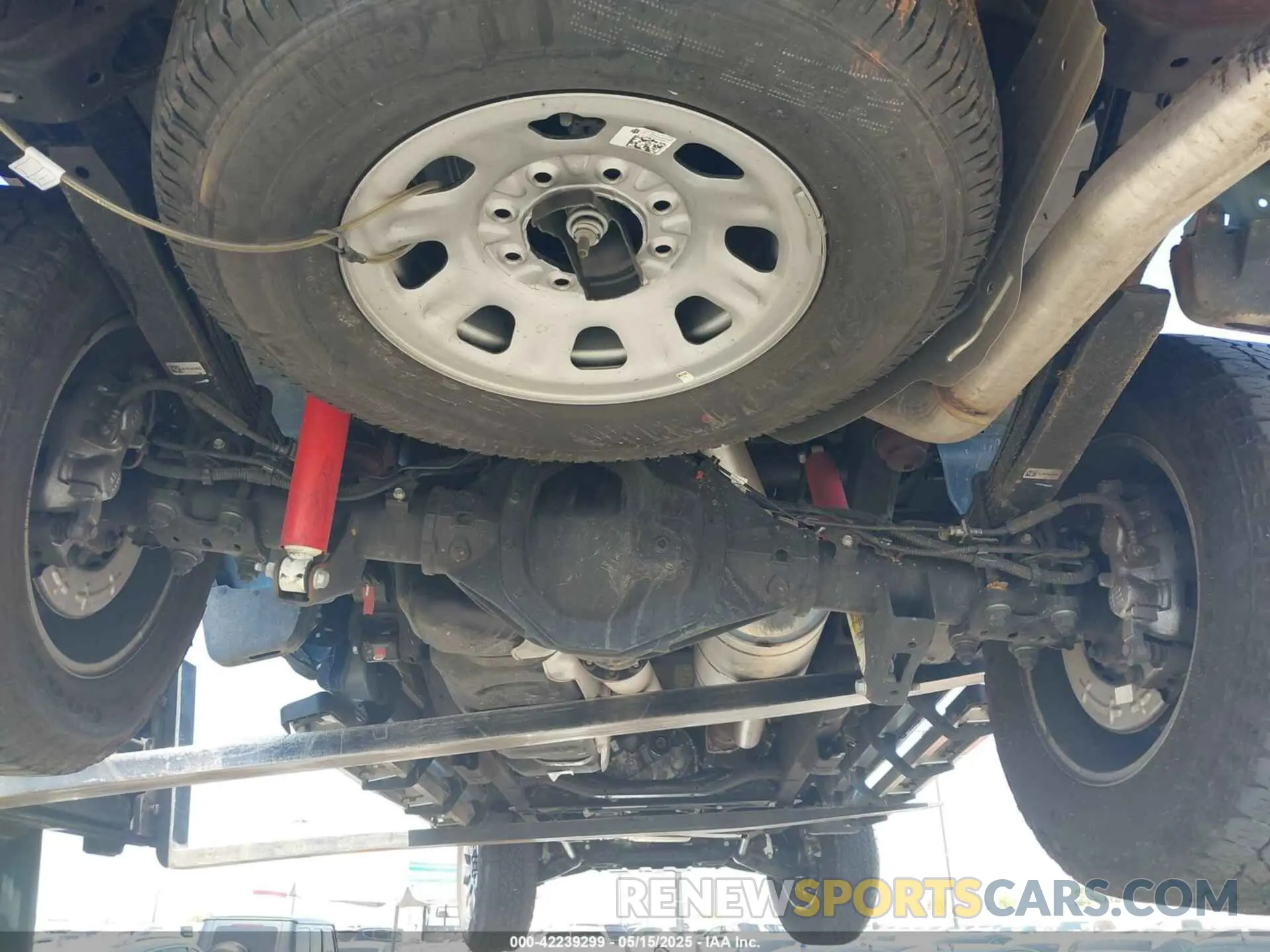 19 Фотография поврежденного автомобиля 2GC4YME77R1198889 CHEVROLET SILVERADO 2500HD 2024