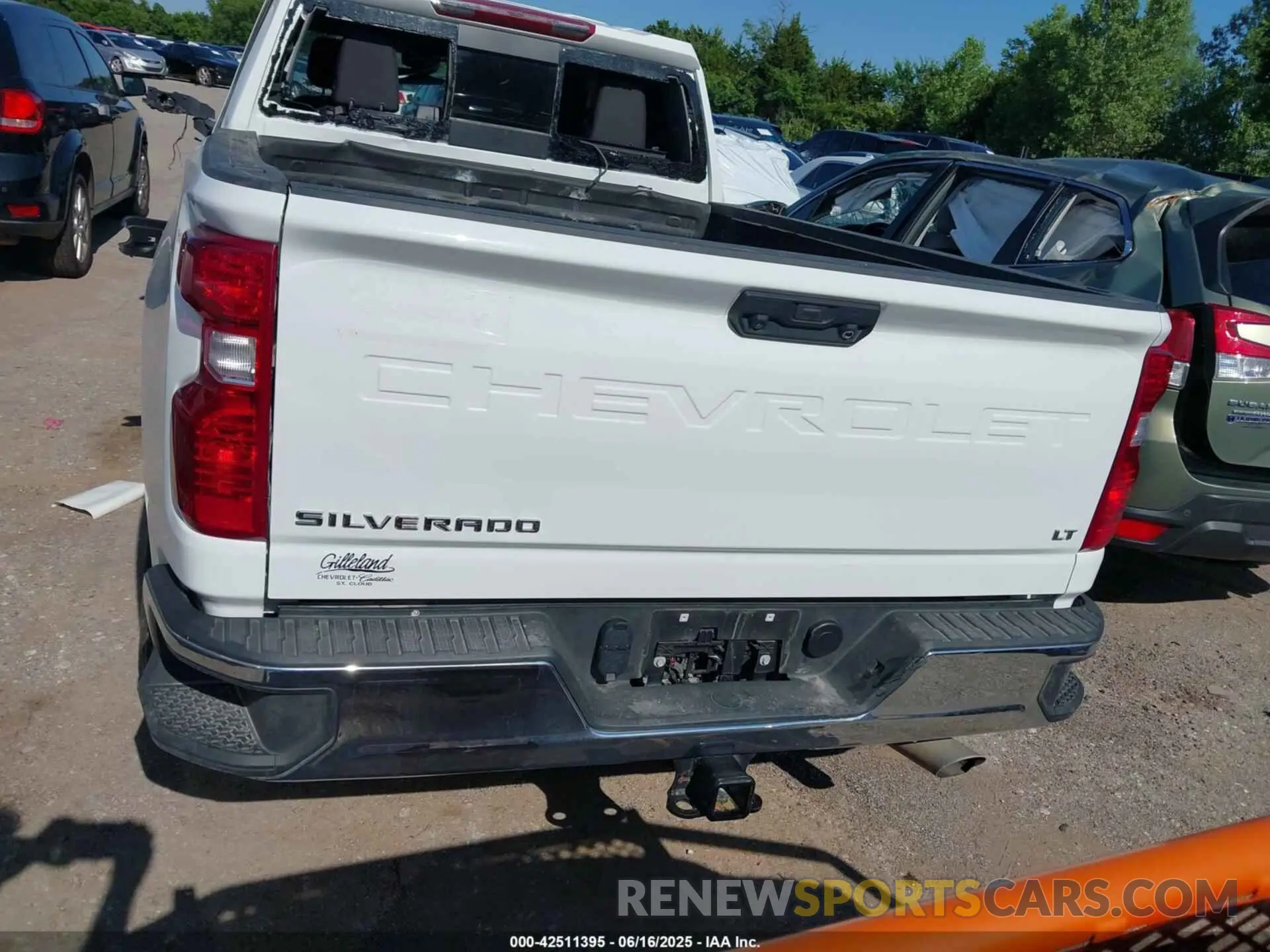 18 Photograph of a damaged car 2GC4YNE70R1244312 CHEVROLET SILVERADO 2500HD 2024
