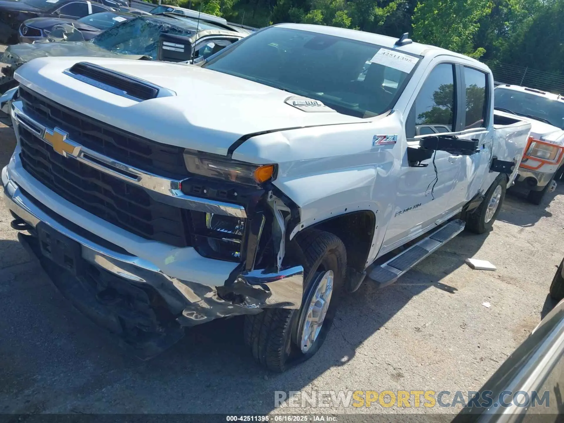 2 Photograph of a damaged car 2GC4YNE70R1244312 CHEVROLET SILVERADO 2500HD 2024