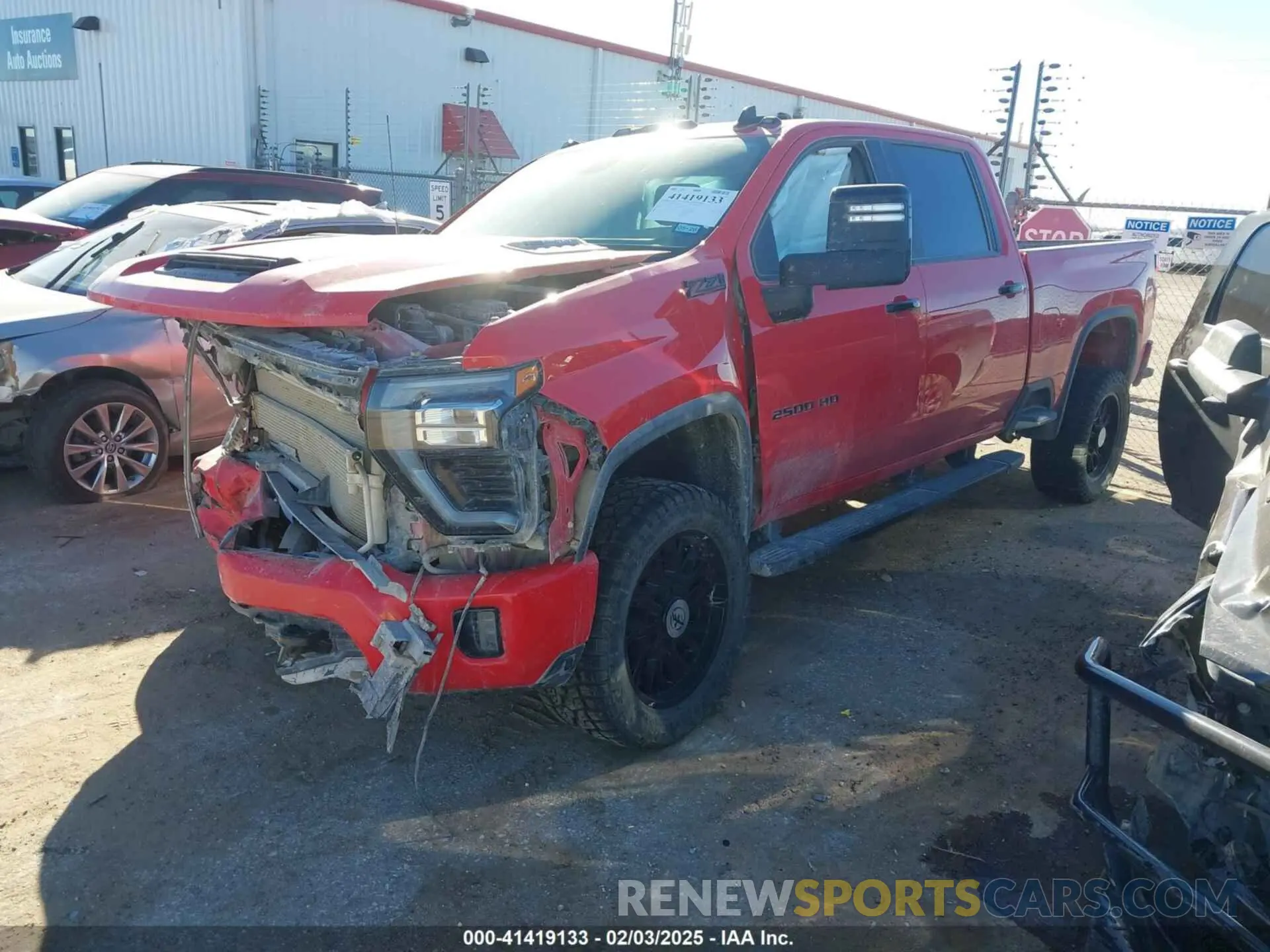 2 Photograph of a damaged car 2GC4YNEY2R1236740 CHEVROLET SILVERADO 2500HD 2024