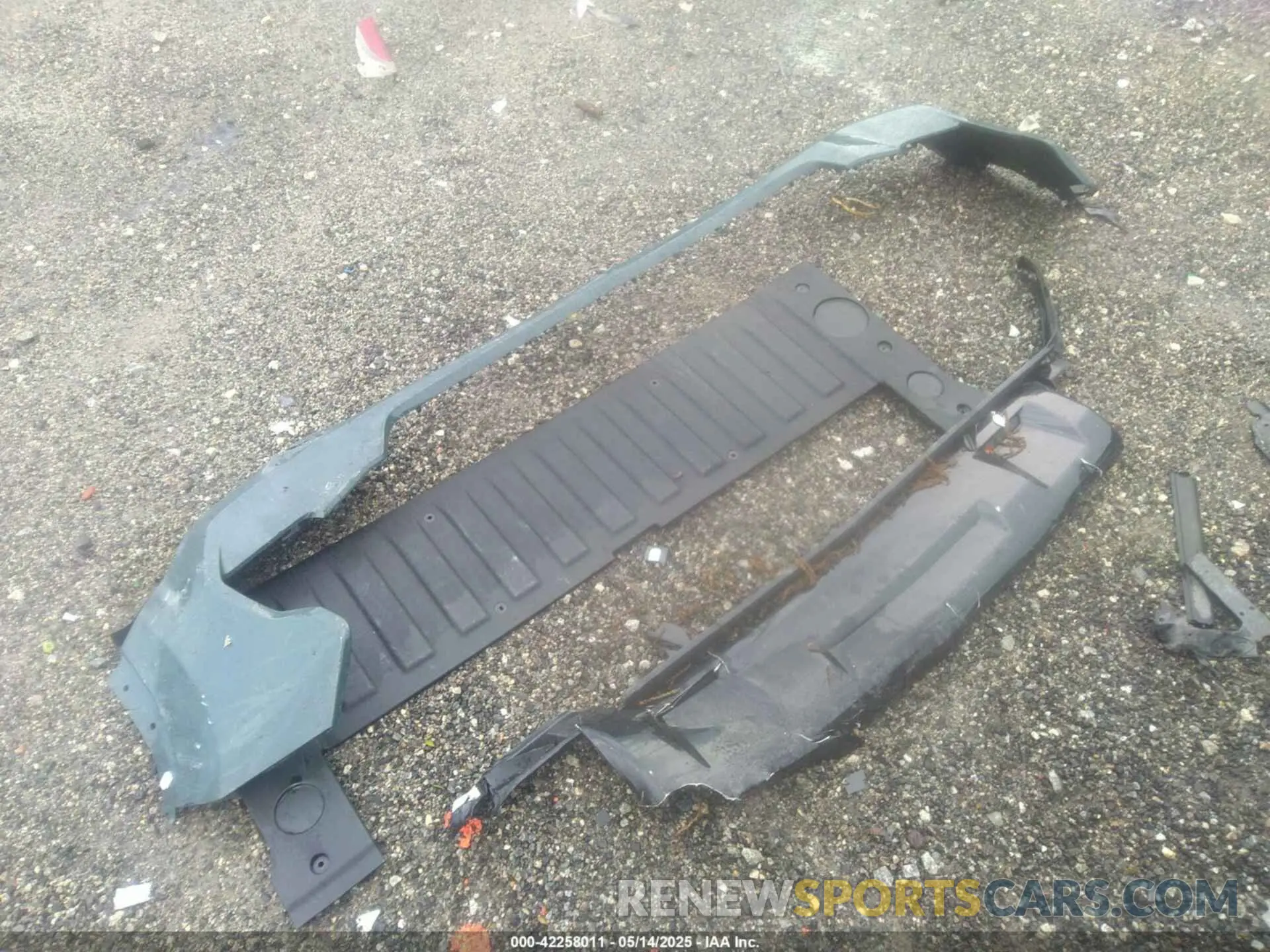 11 Photograph of a damaged car 1GC4KNE73SF150781 CHEVROLET SILVERADO 2500HD 2025