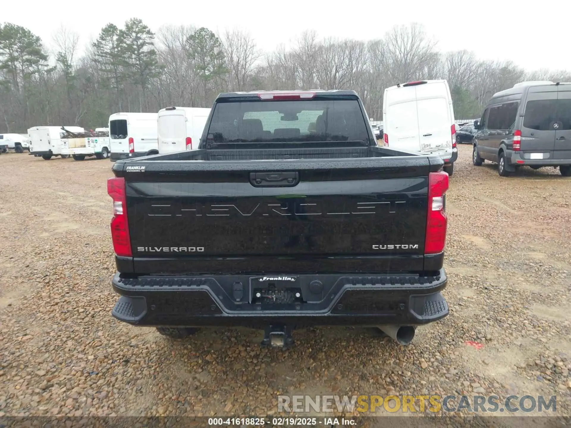 15 Photograph of a damaged car 2GC4KMEY3S1123350 CHEVROLET SILVERADO 2500HD 2025