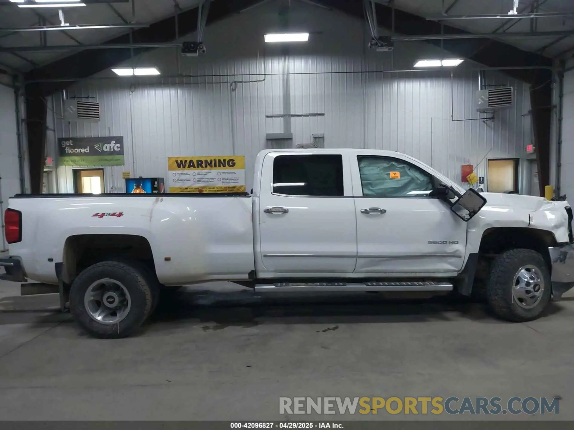 13 Фотография поврежденного автомобиля 1GC4KXEY8KF229917 CHEVROLET SILVERADO 3500HD 2019