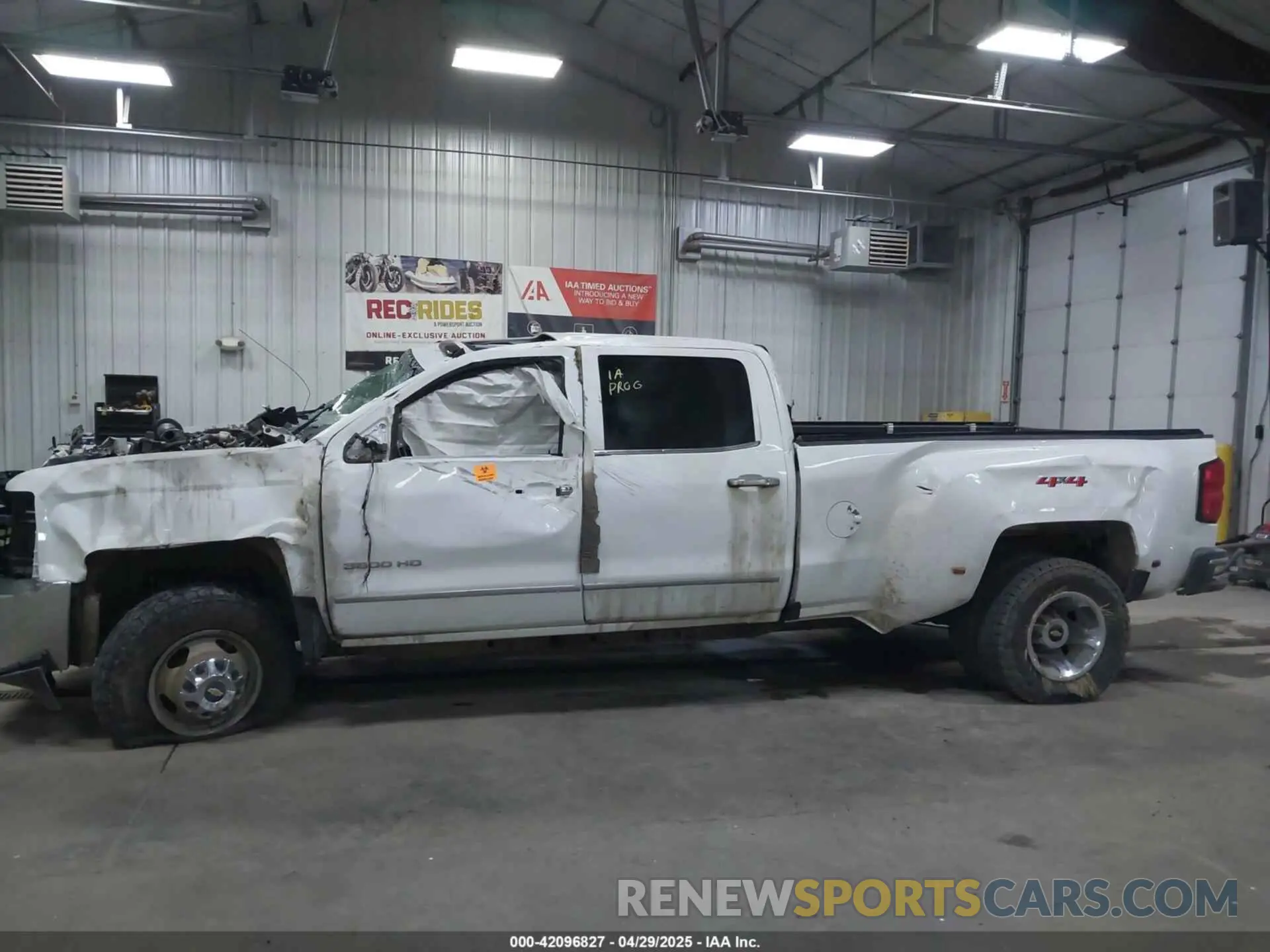 14 Фотография поврежденного автомобиля 1GC4KXEY8KF229917 CHEVROLET SILVERADO 3500HD 2019