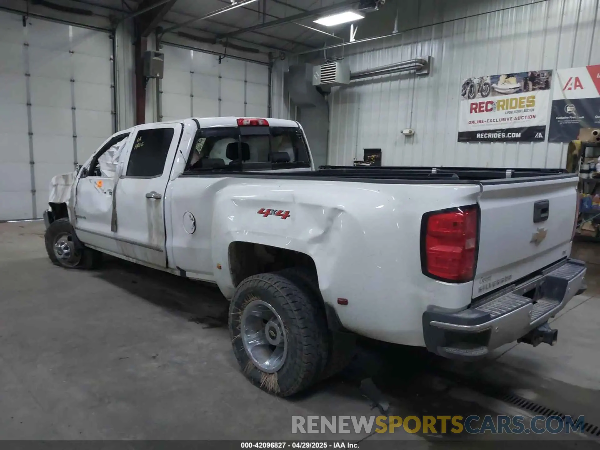 3 Фотография поврежденного автомобиля 1GC4KXEY8KF229917 CHEVROLET SILVERADO 3500HD 2019