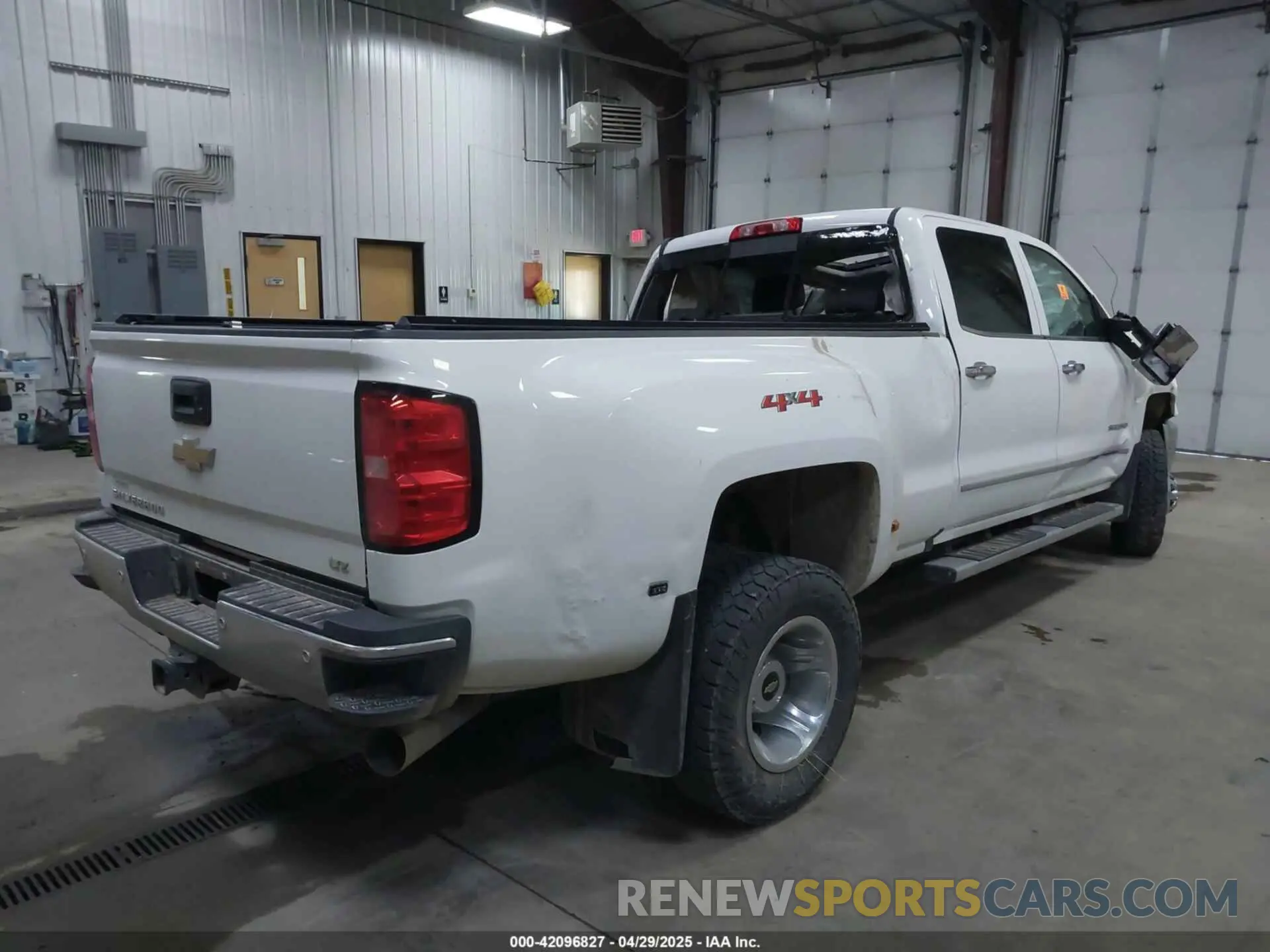 4 Фотография поврежденного автомобиля 1GC4KXEY8KF229917 CHEVROLET SILVERADO 3500HD 2019