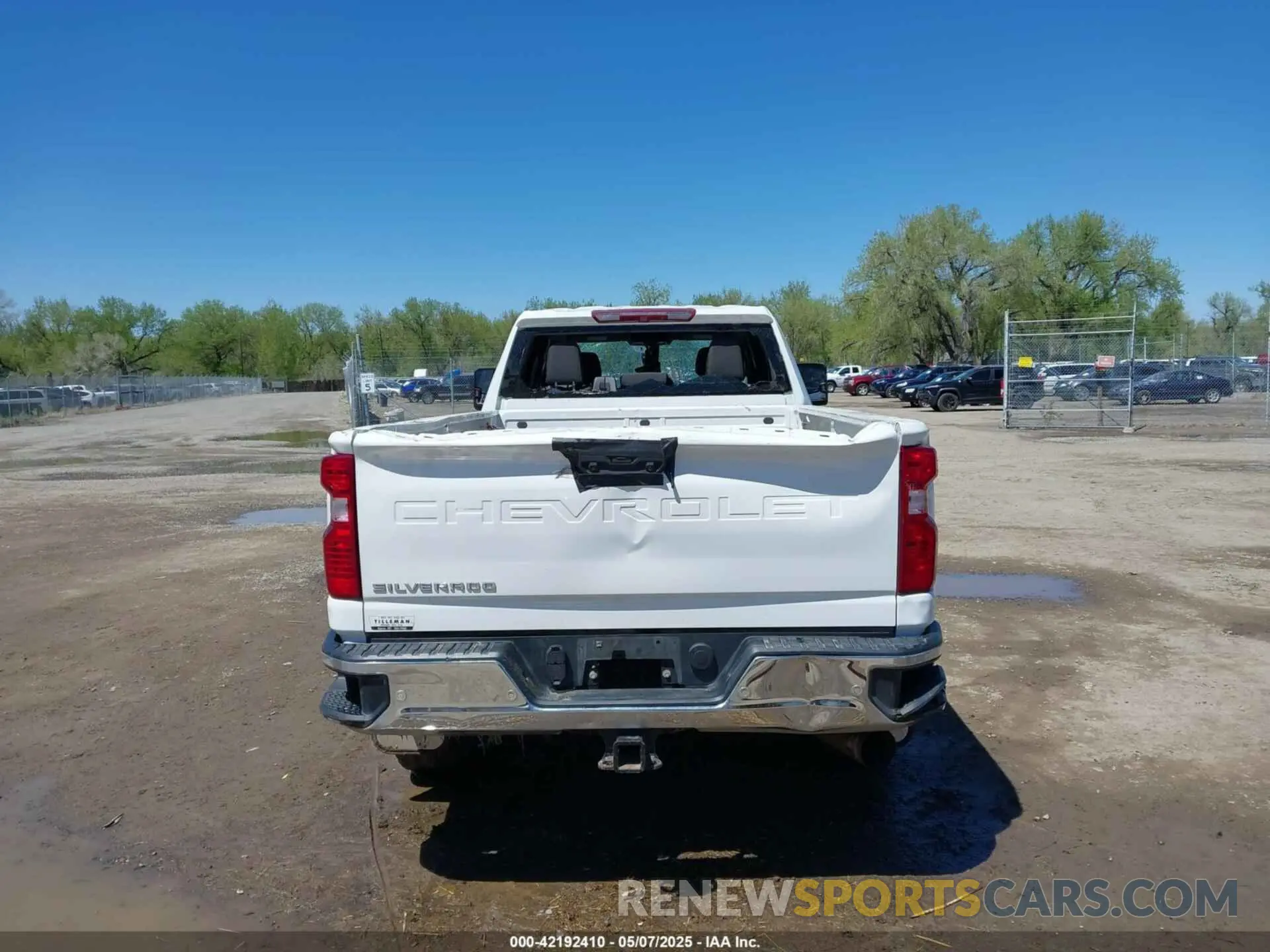 17 Photograph of a damaged car 1GC4YSEY9LF210876 CHEVROLET SILVERADO 3500HD 2020