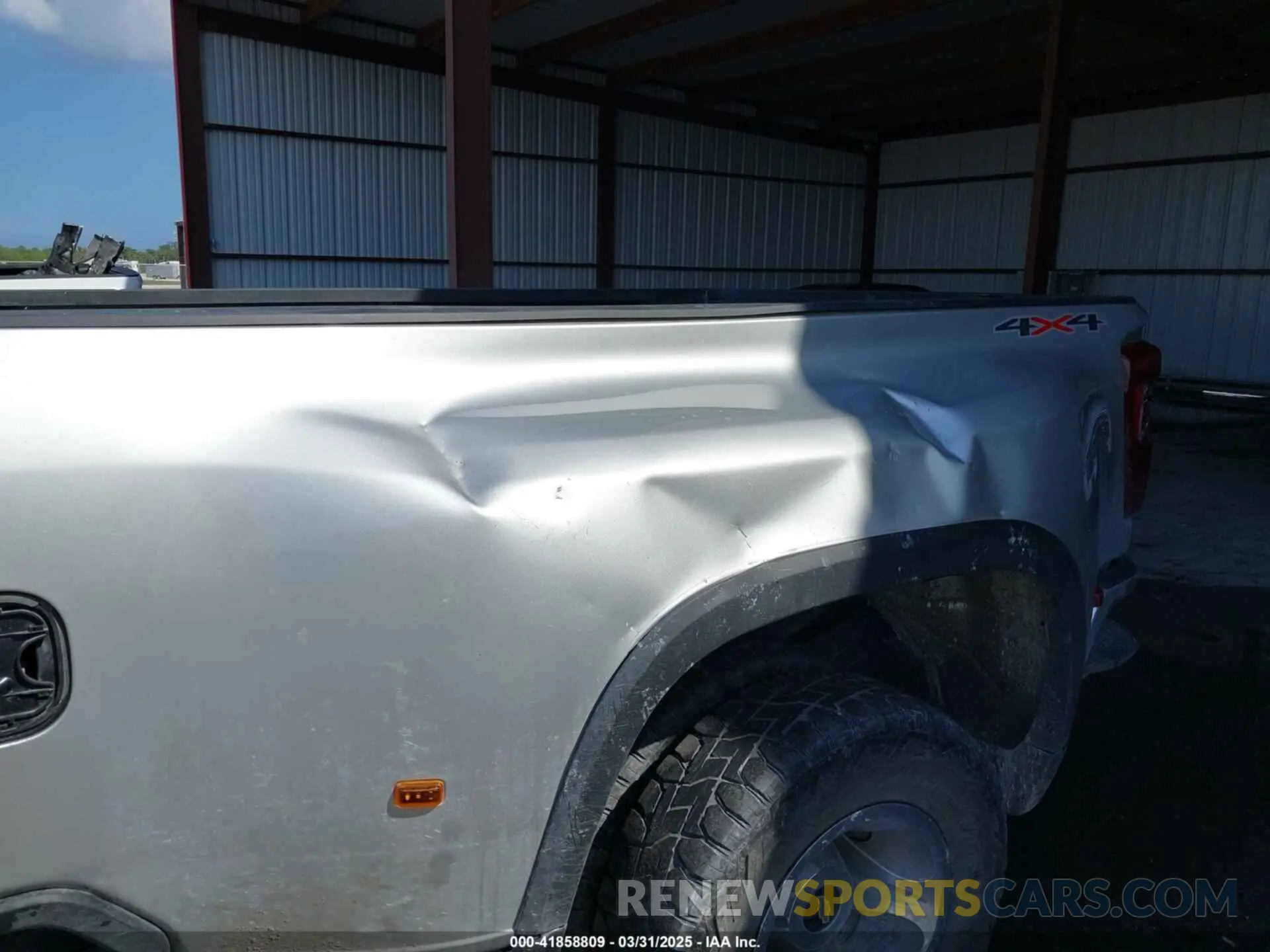 14 Photograph of a damaged car 1GC4YTEYXLF342096 CHEVROLET SILVERADO 3500HD 2020