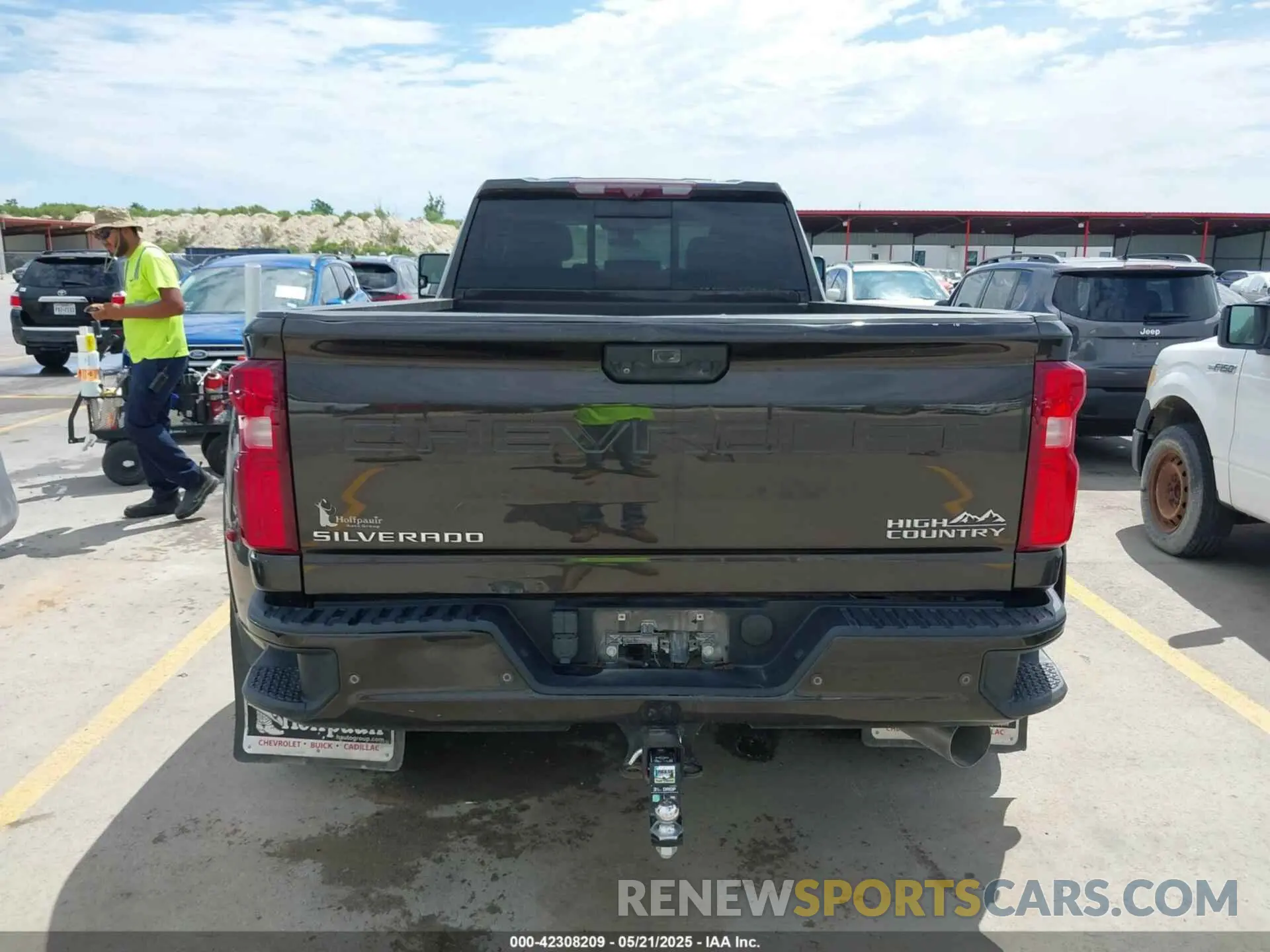 15 Photograph of a damaged car 1GC4YVEY1LF295648 CHEVROLET SILVERADO 3500HD 2020