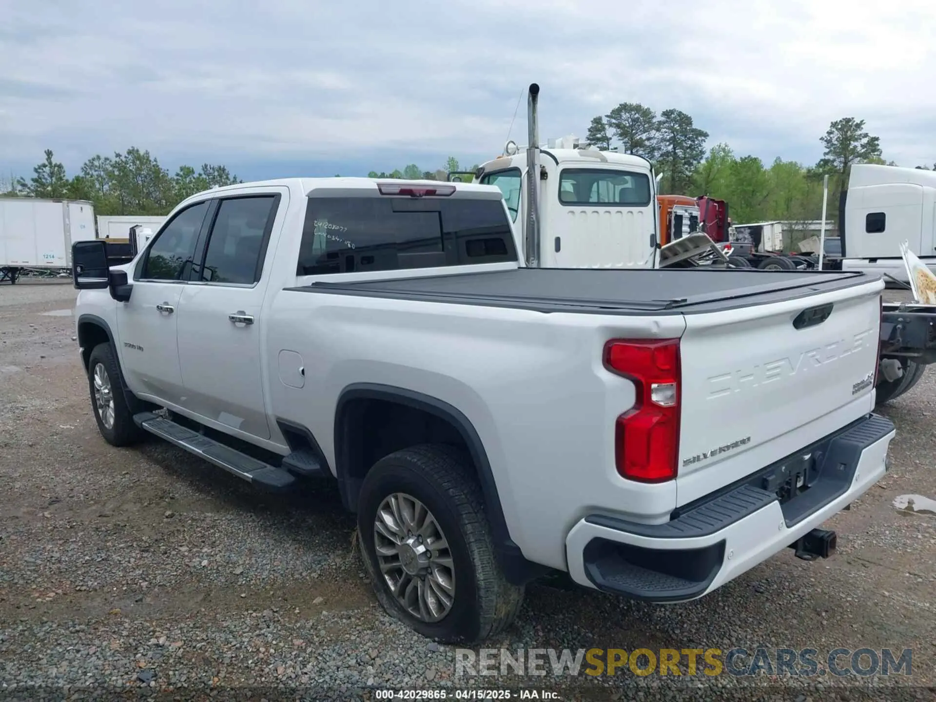 13 Photograph of a damaged car 1GC4YVEY8LF180240 CHEVROLET SILVERADO 3500HD 2020