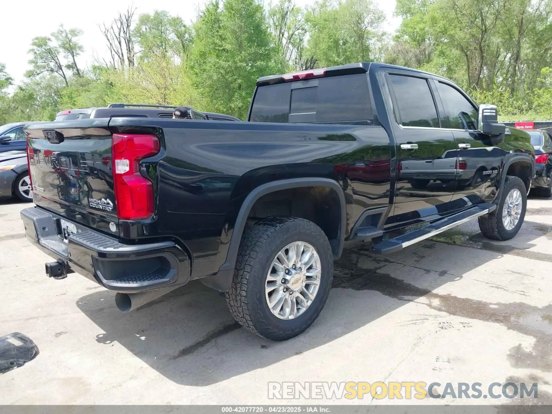 4 Photograph of a damaged car 2GC4YVEY1N1218448 CHEVROLET SILVERADO 3500HD 2022