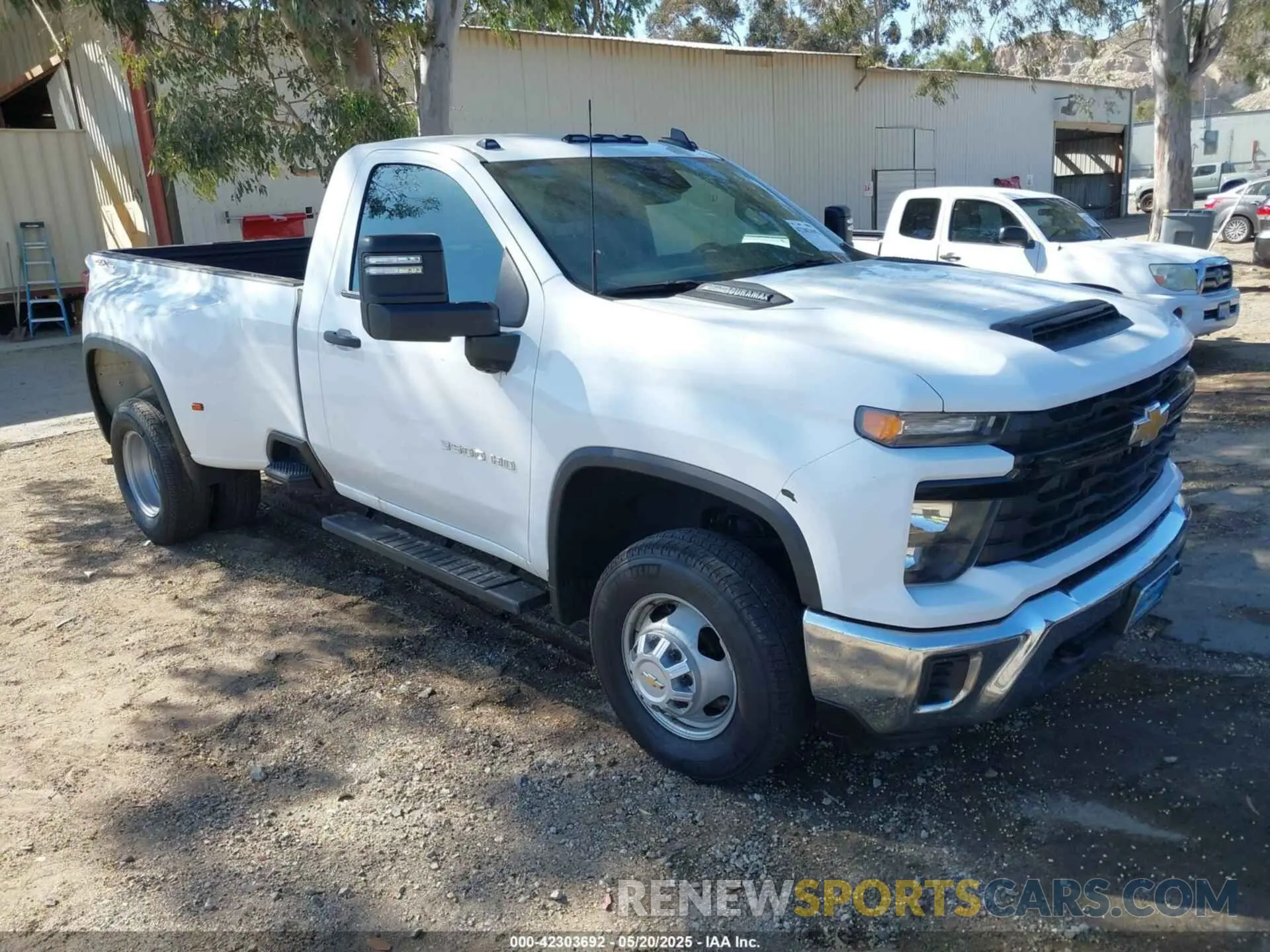 1 Photograph of a damaged car 1GC3YSEY8RF387083 CHEVROLET SILVERADO 3500HD 2024