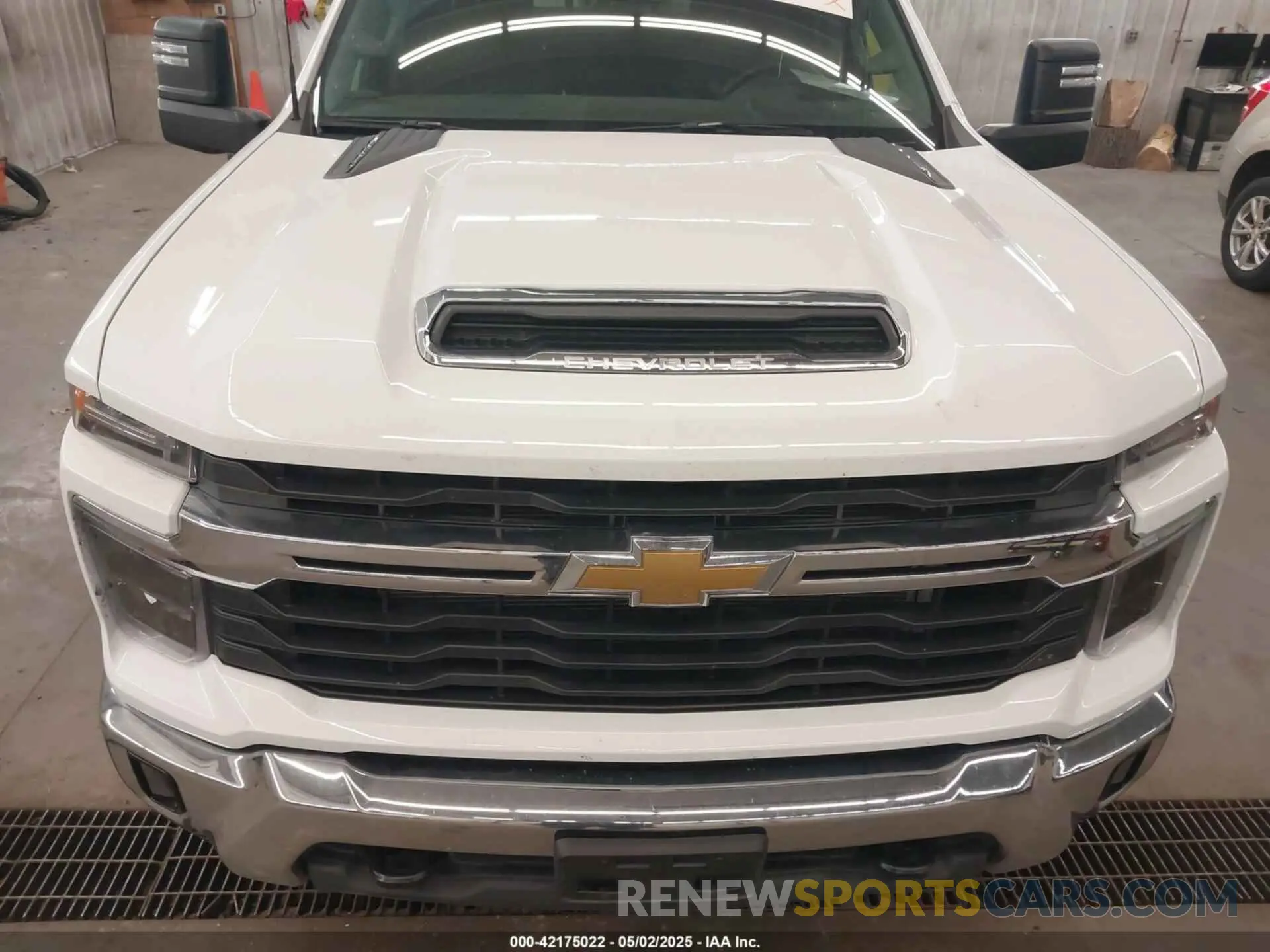 11 Photograph of a damaged car 1GC4YTE77RF125329 CHEVROLET SILVERADO 3500HD 2024