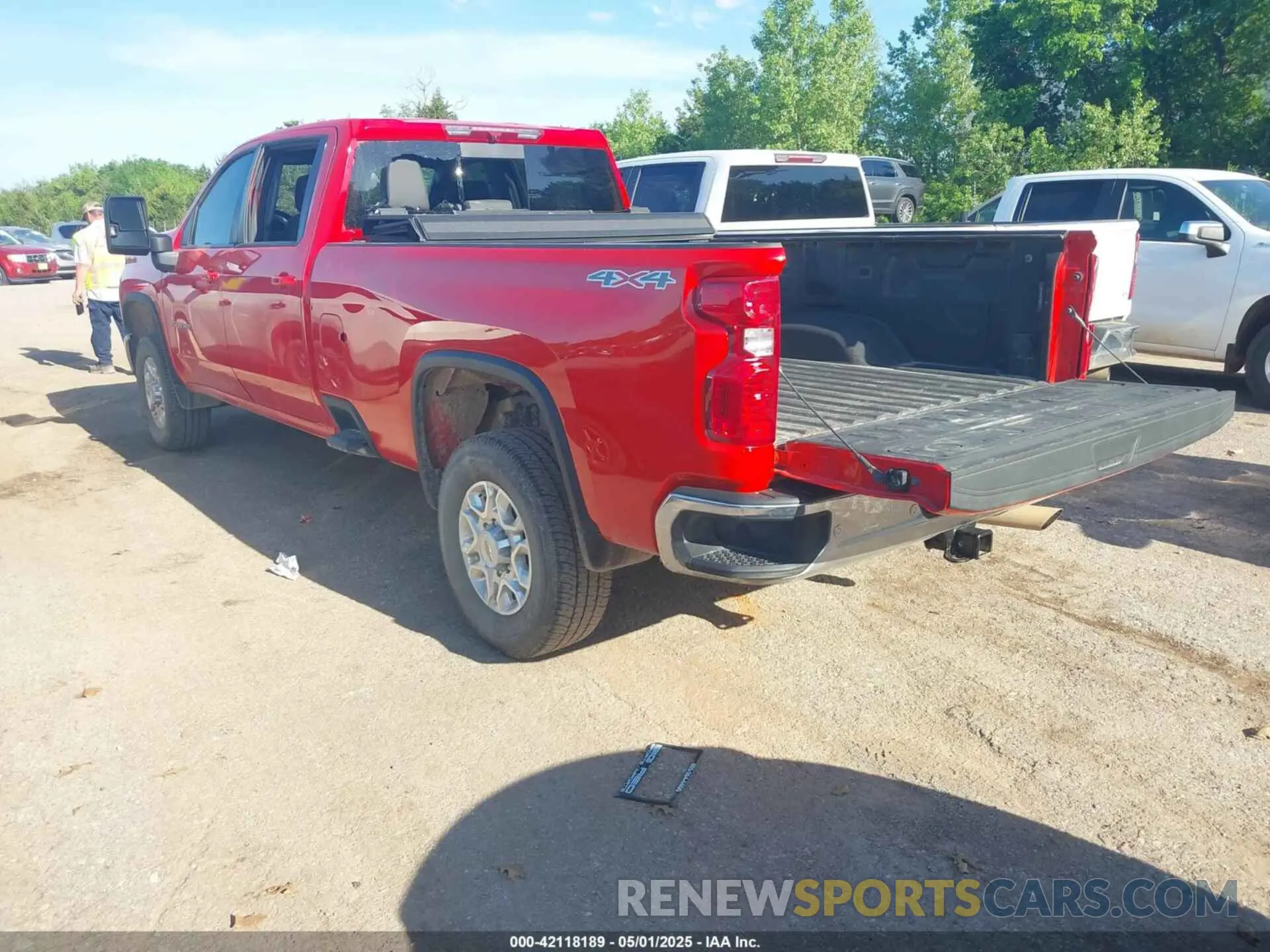 3 Photograph of a damaged car 1GC4YTE78RF343375 CHEVROLET SILVERADO 3500HD 2024