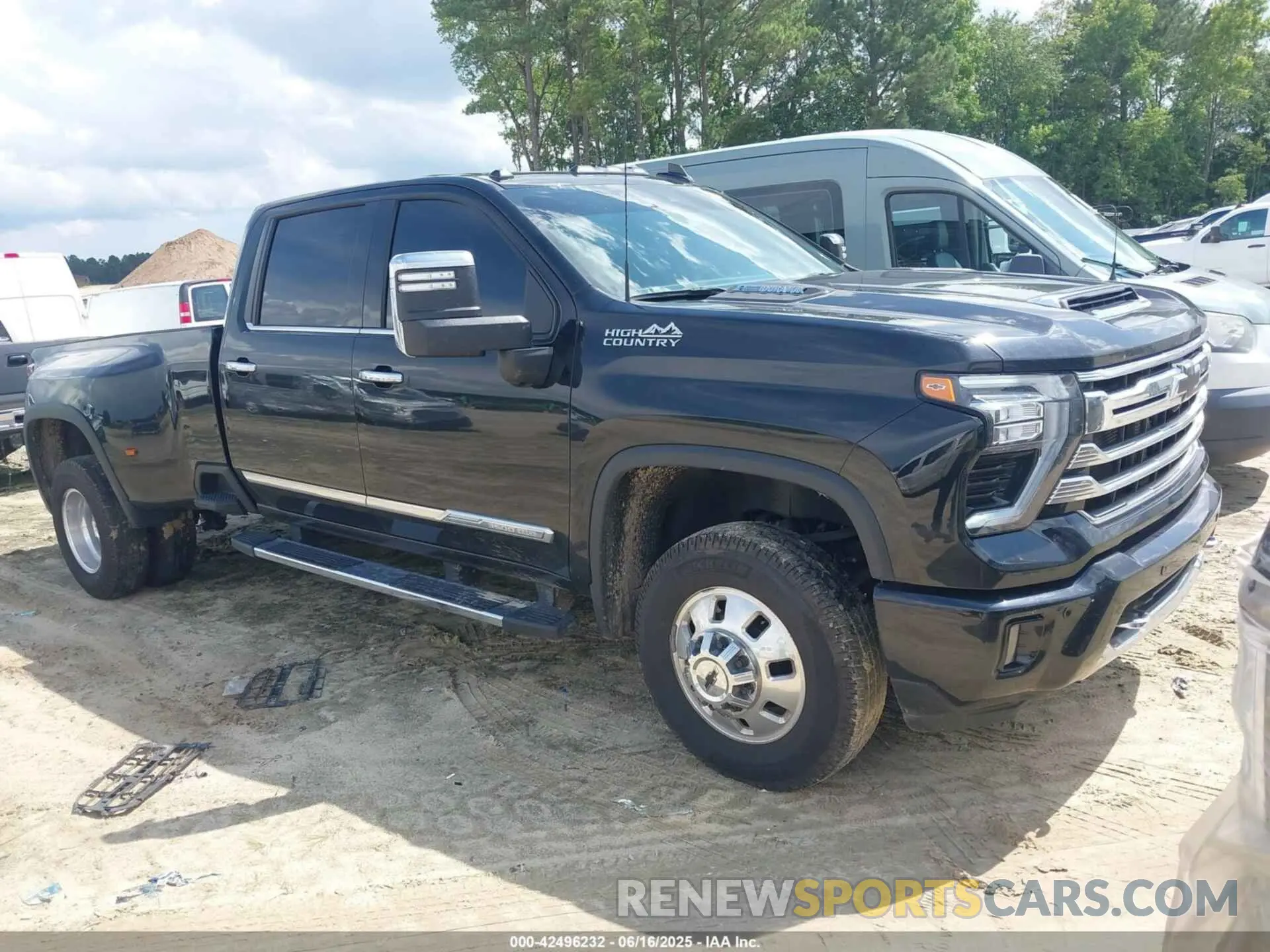 1 Photograph of a damaged car 1GC4YVEY7RF394483 CHEVROLET SILVERADO 3500HD 2024