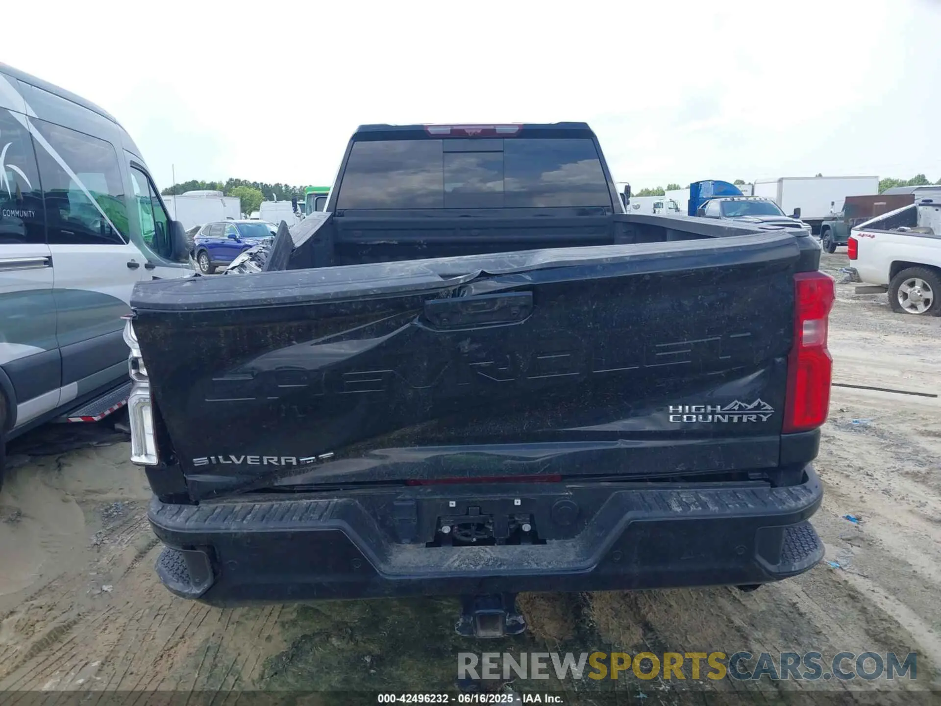 15 Photograph of a damaged car 1GC4YVEY7RF394483 CHEVROLET SILVERADO 3500HD 2024