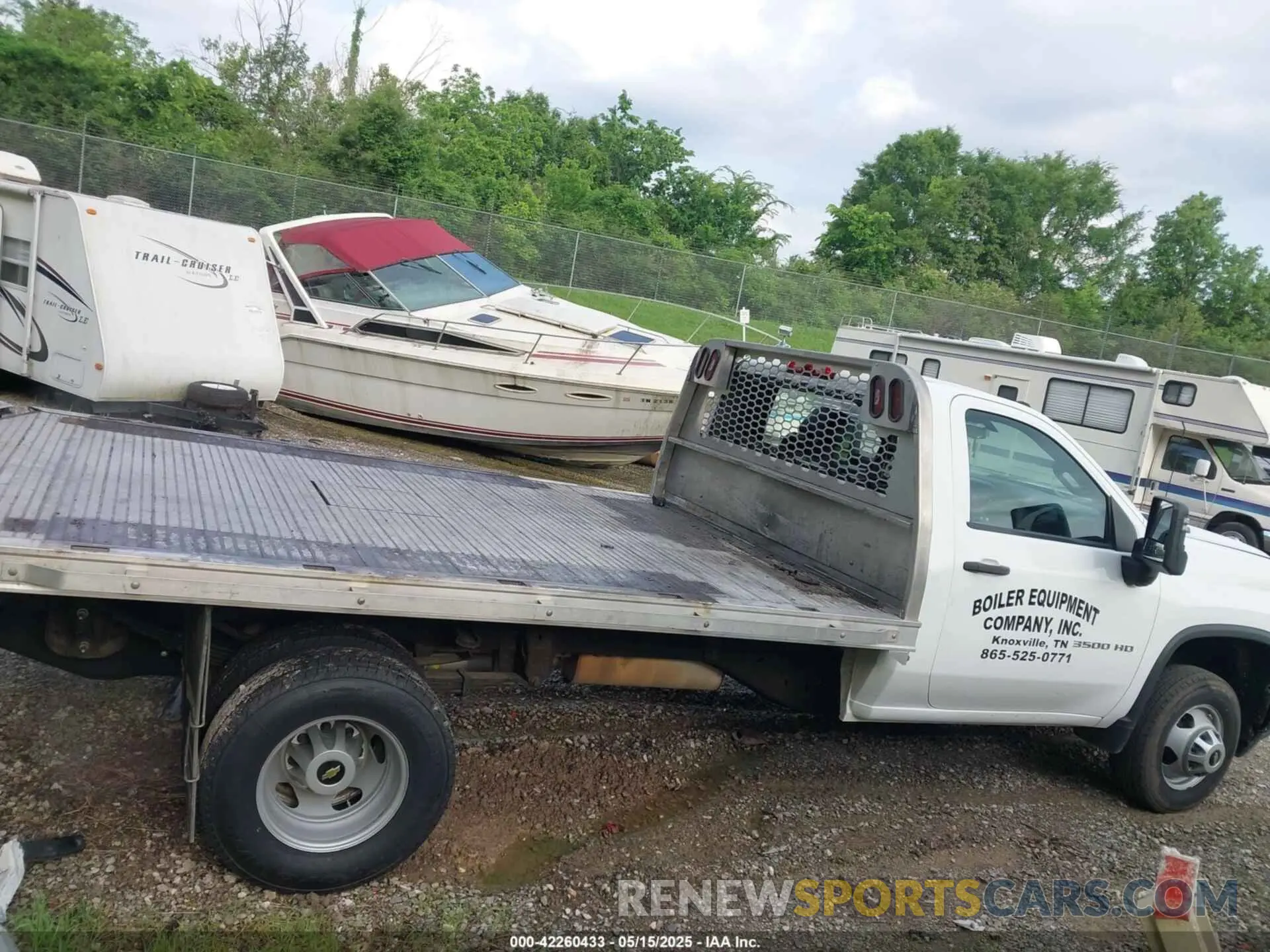 13 Photograph of a damaged car 1GB3YSE76LF298616 CHEVROLET SILVERADO 3500HD CHASSIS 2020