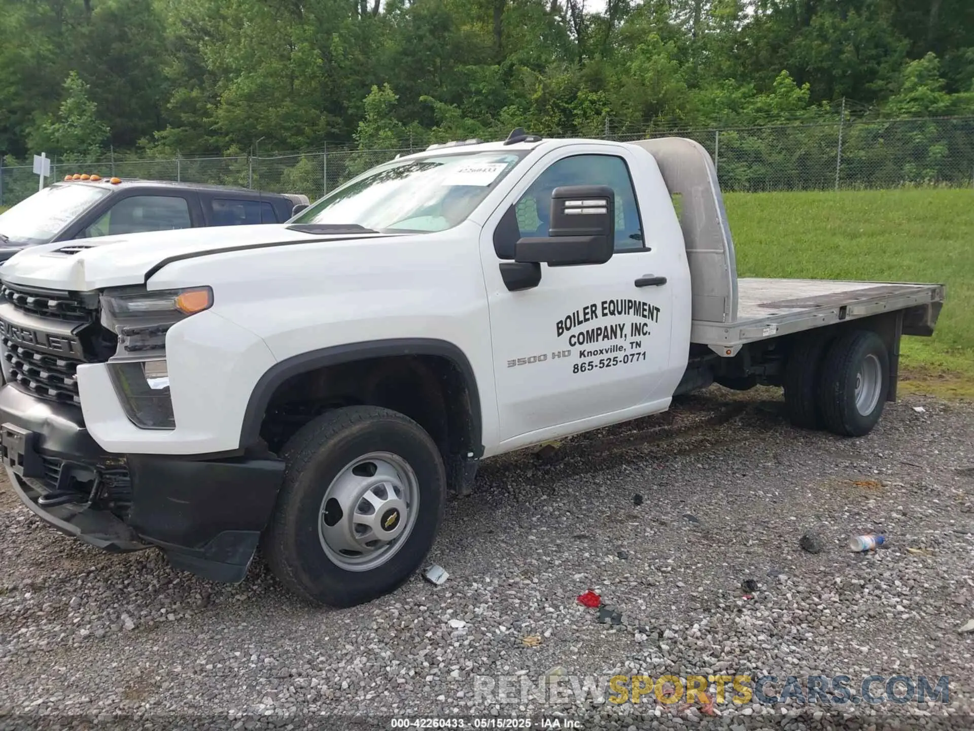 2 Photograph of a damaged car 1GB3YSE76LF298616 CHEVROLET SILVERADO 3500HD CHASSIS 2020
