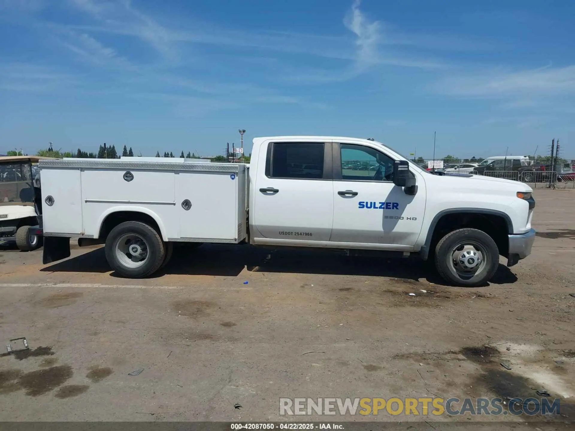 13 Photograph of a damaged car 1GB4YSEY1LF263589 CHEVROLET SILVERADO 3500HD CHASSIS 2020