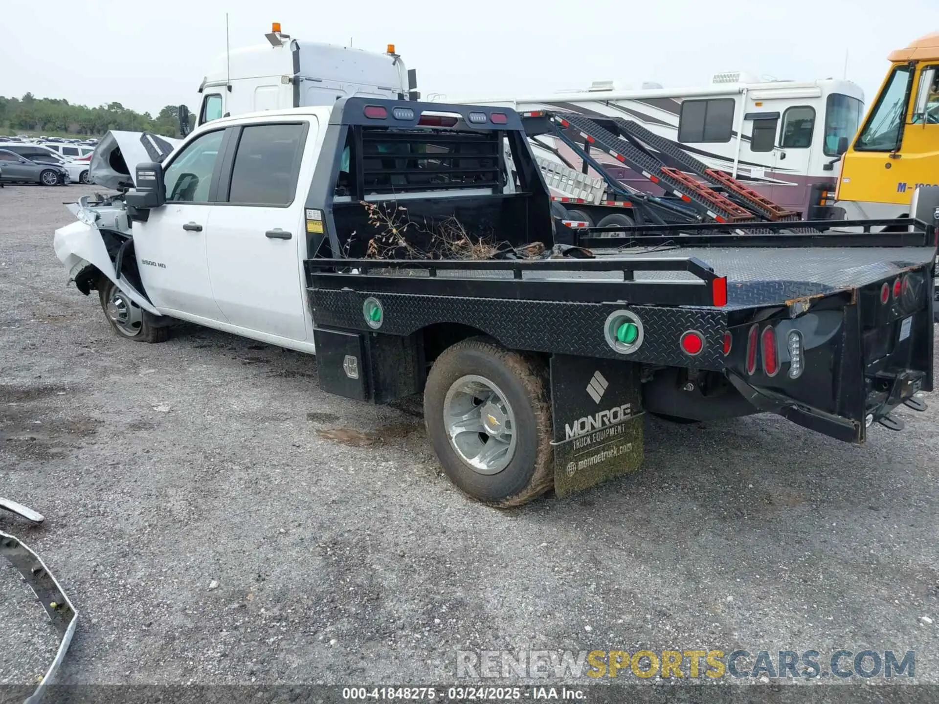 3 Фотография поврежденного автомобиля 1GB4YSEY6RF354883 CHEVROLET SILVERADO 3500HD CHASSIS 2024