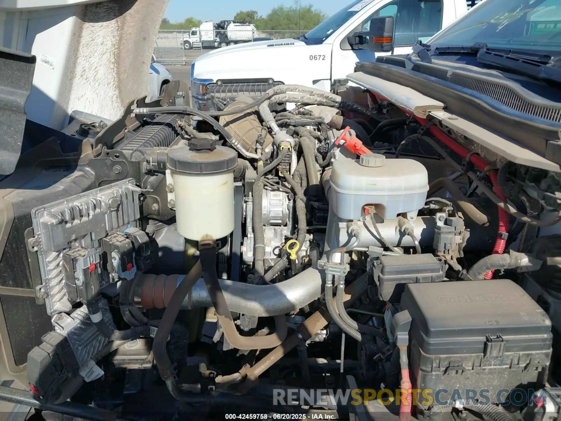 9 Photograph of a damaged car 1HTKHPVM4NH187874 CHEVROLET SILVERADO 4500HD 2022