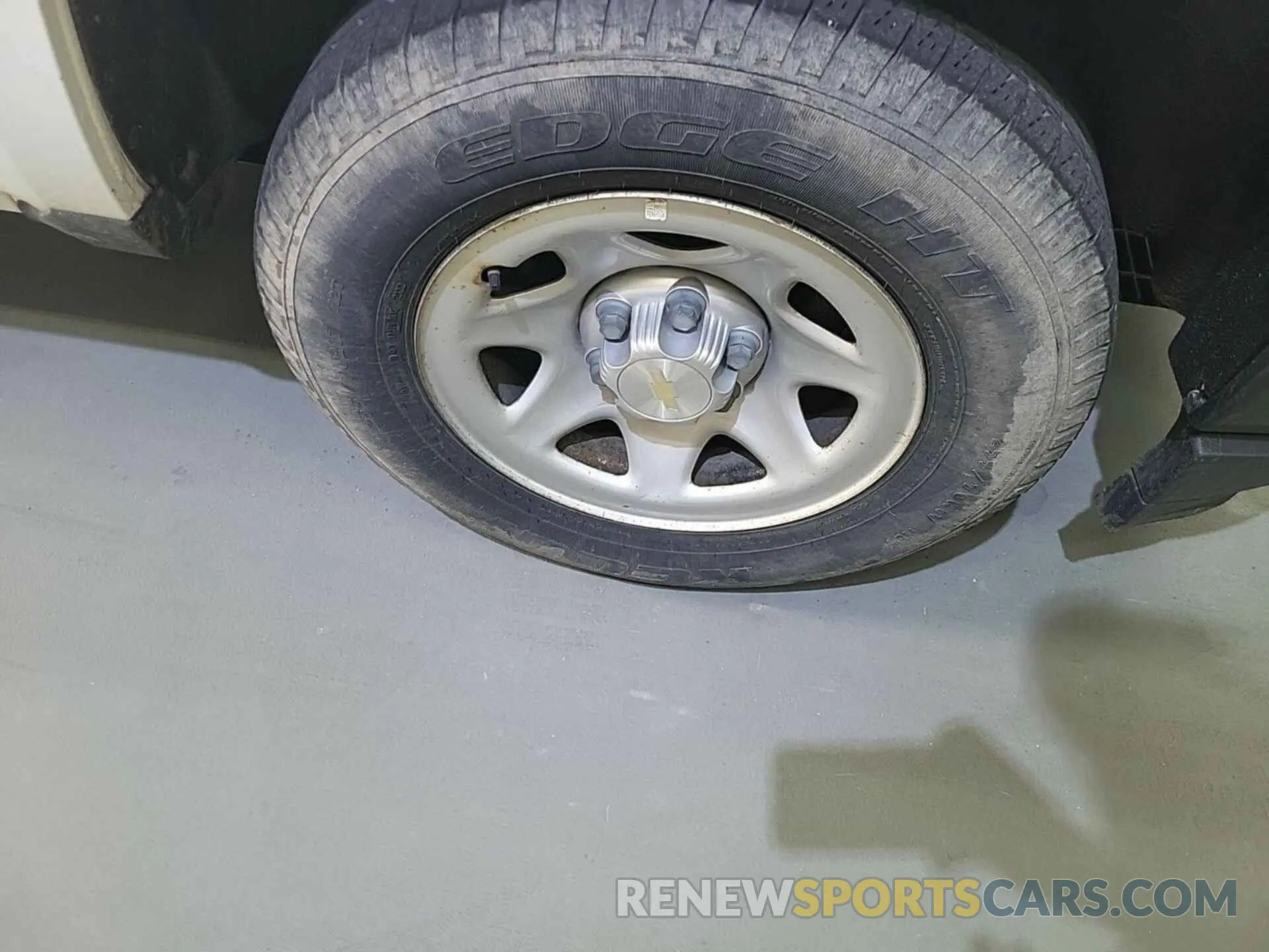 24 Photograph of a damaged car 2GCVKNEC9K1120659 CHEVROLET SILVERADO LD 2019