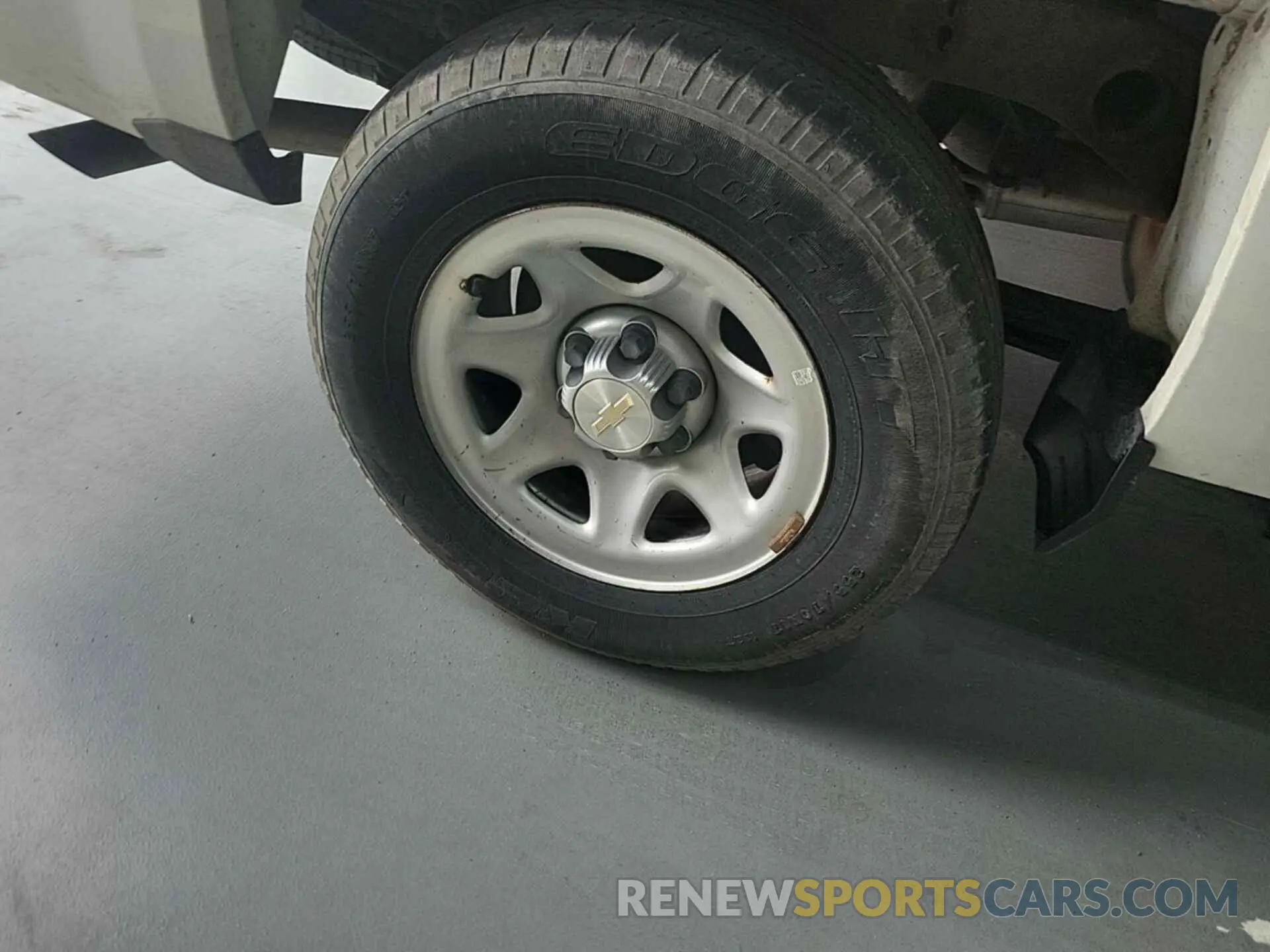 30 Photograph of a damaged car 2GCVKNEC9K1120659 CHEVROLET SILVERADO LD 2019