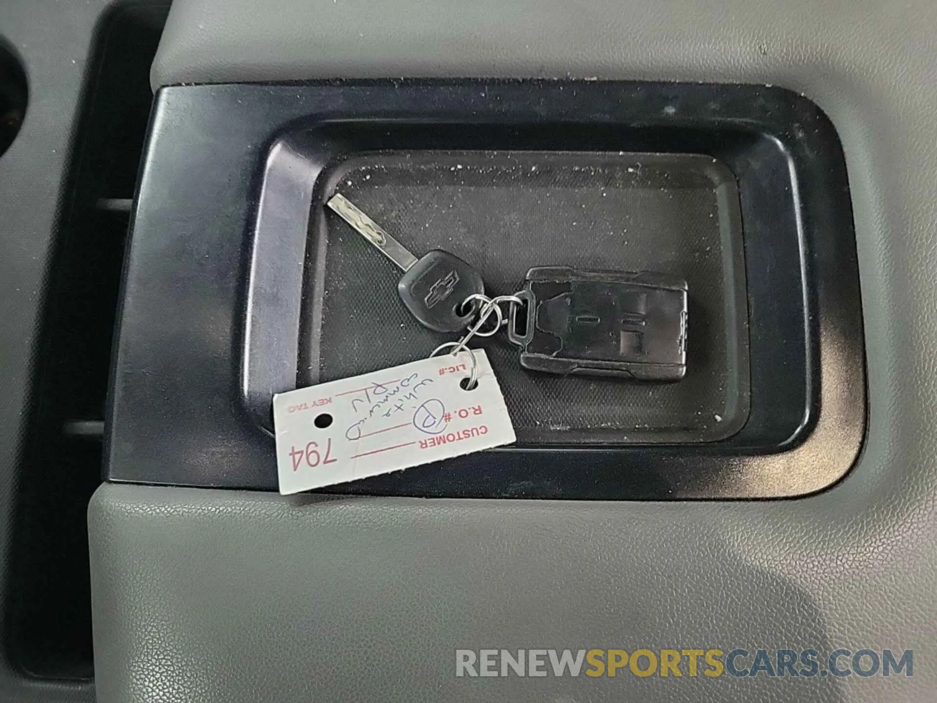 32 Photograph of a damaged car 2GCVKNEC9K1120659 CHEVROLET SILVERADO LD 2019