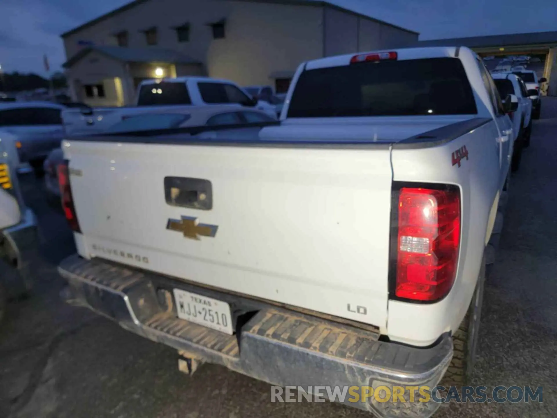 16 Photograph of a damaged car 2GCVKPEC1K1176428 CHEVROLET SILVERADO LD 2019