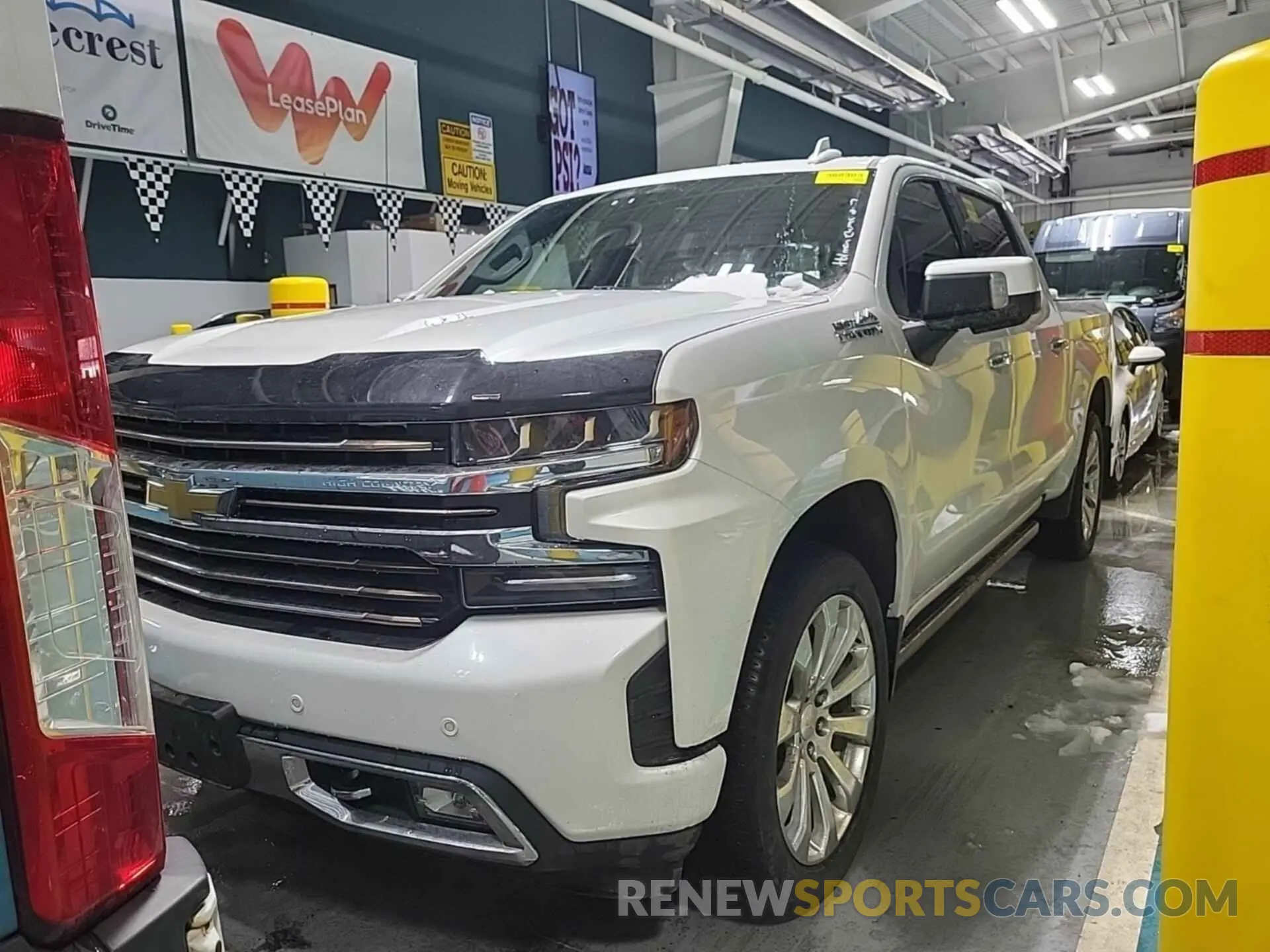 9 Фотография поврежденного автомобиля 1GCUYHELXNZ222690 CHEVROLET SILVERADO LTD 2022