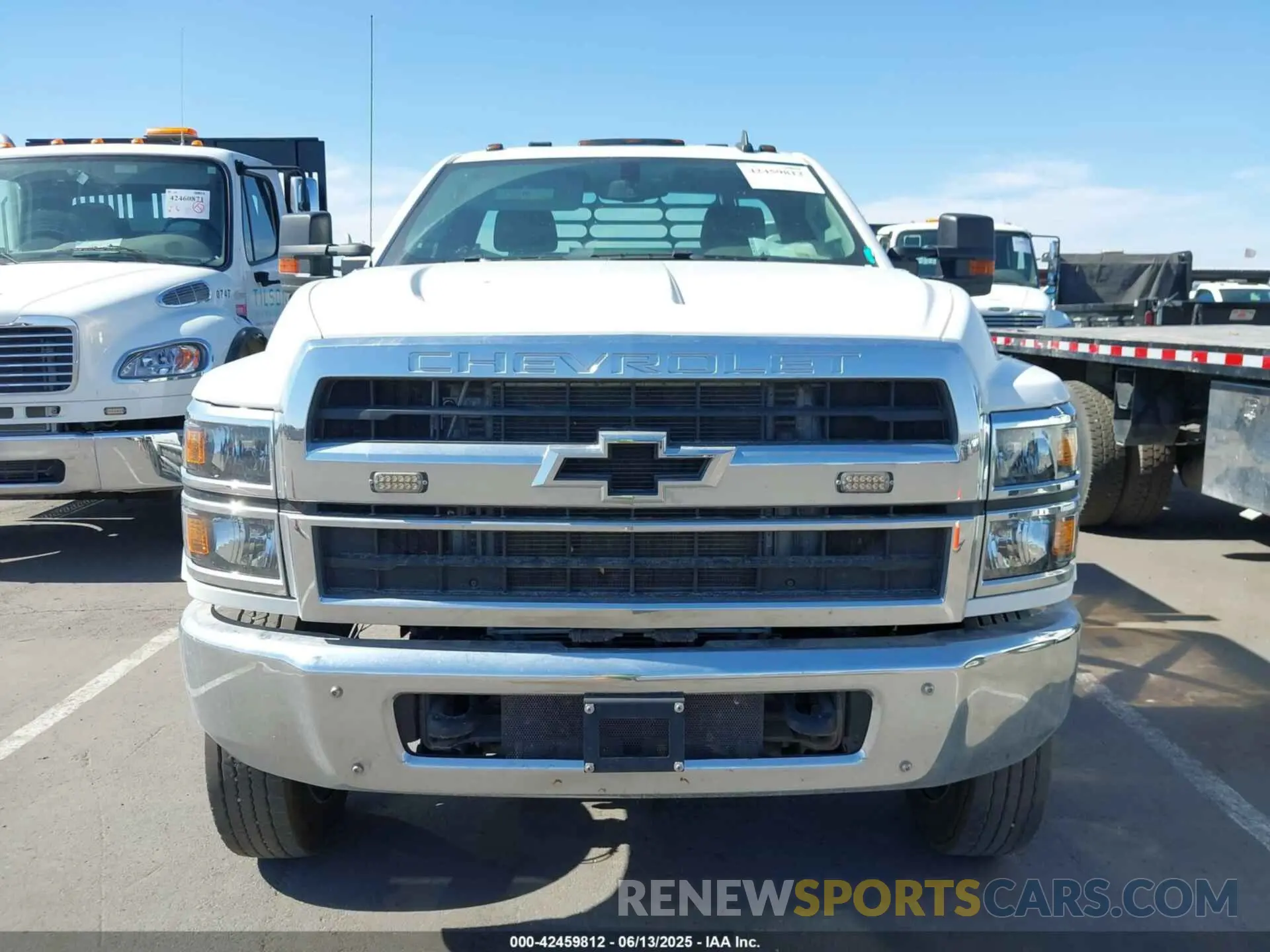 11 Photograph of a damaged car 1HTKJPVM0PH333565 CHEVROLET SILVERADO MD 2023