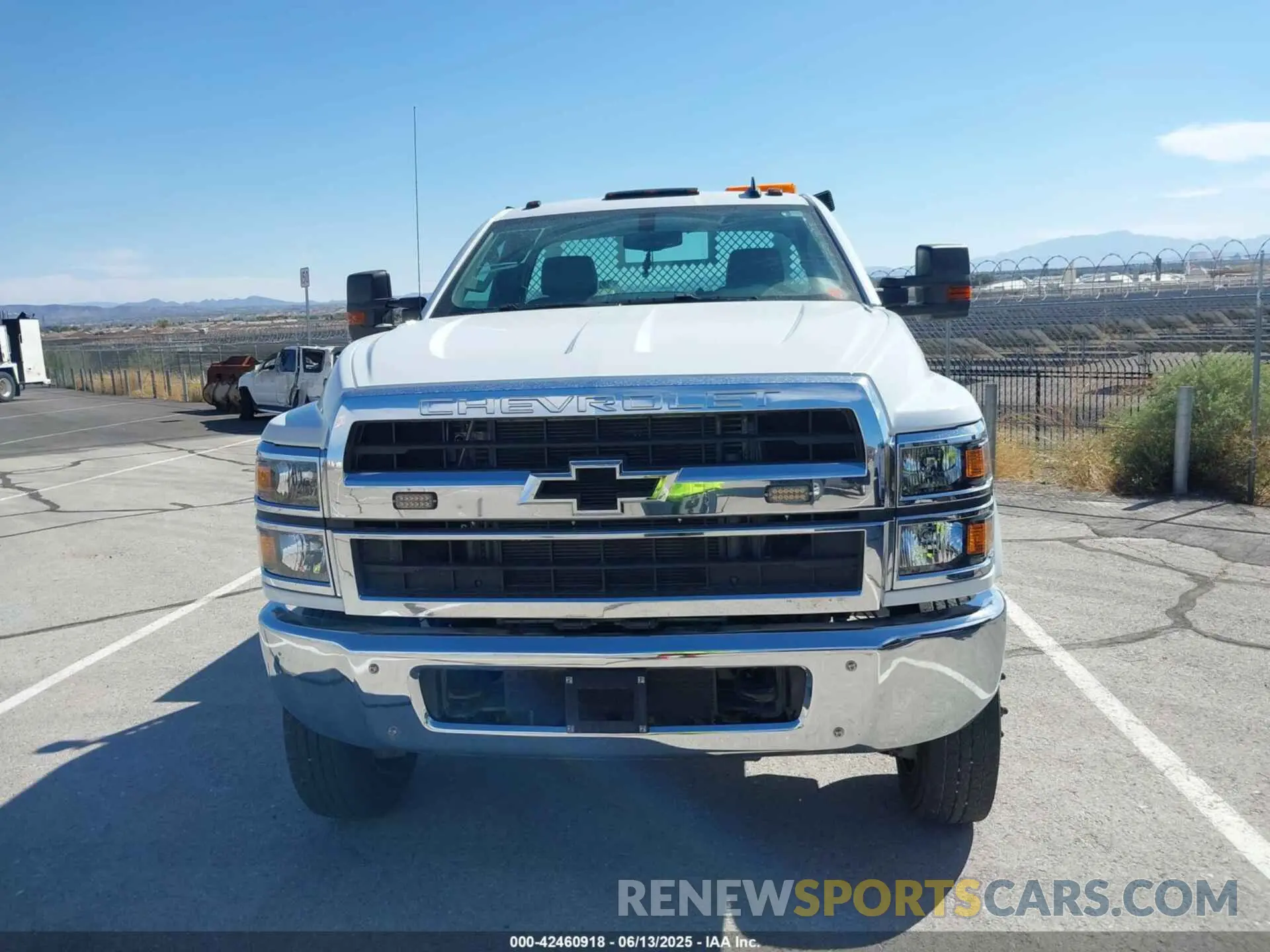 11 Photograph of a damaged car 1HTKJPVM1PH130944 CHEVROLET SILVERADO MD 2023