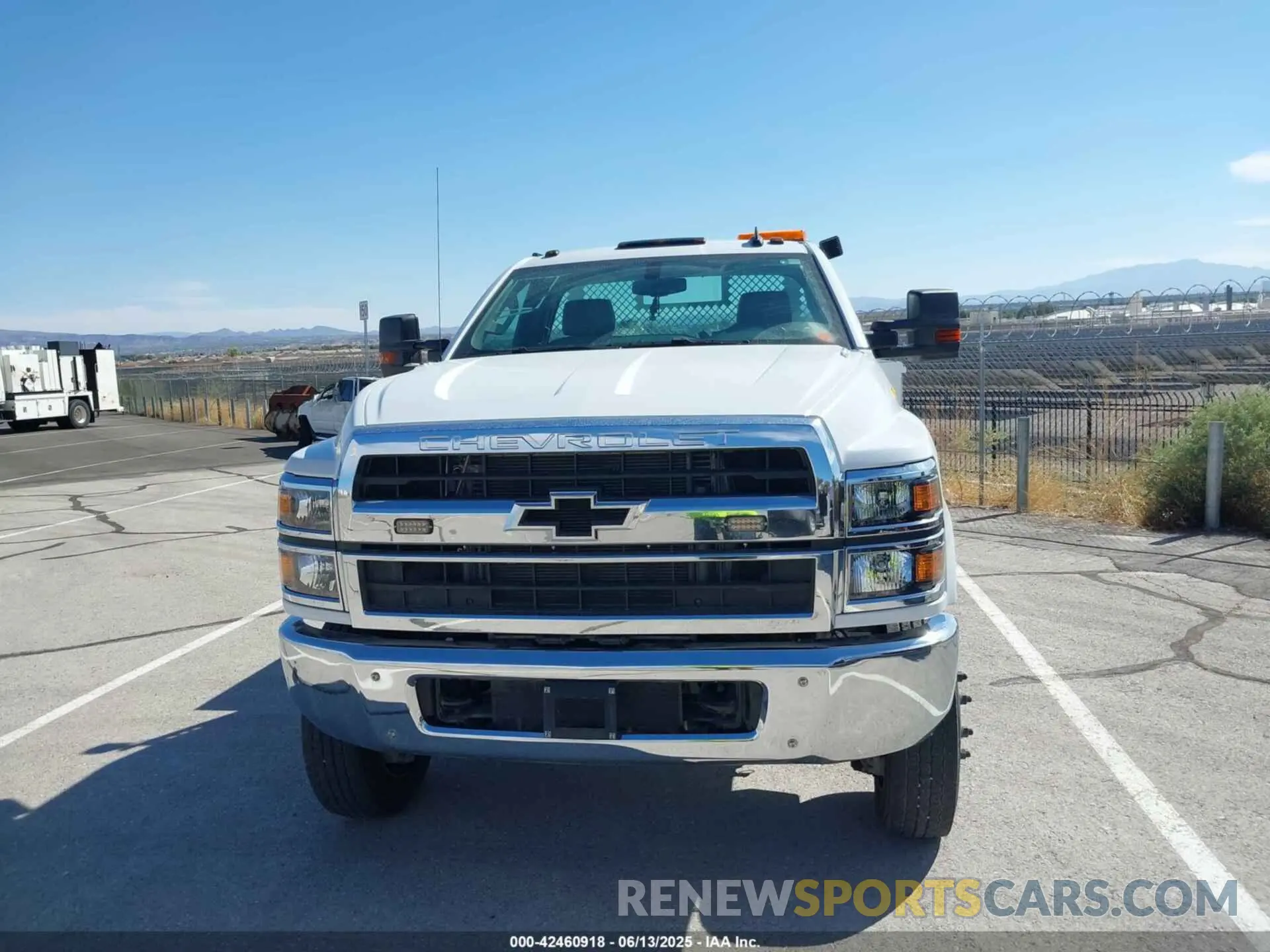 14 Photograph of a damaged car 1HTKJPVM1PH130944 CHEVROLET SILVERADO MD 2023