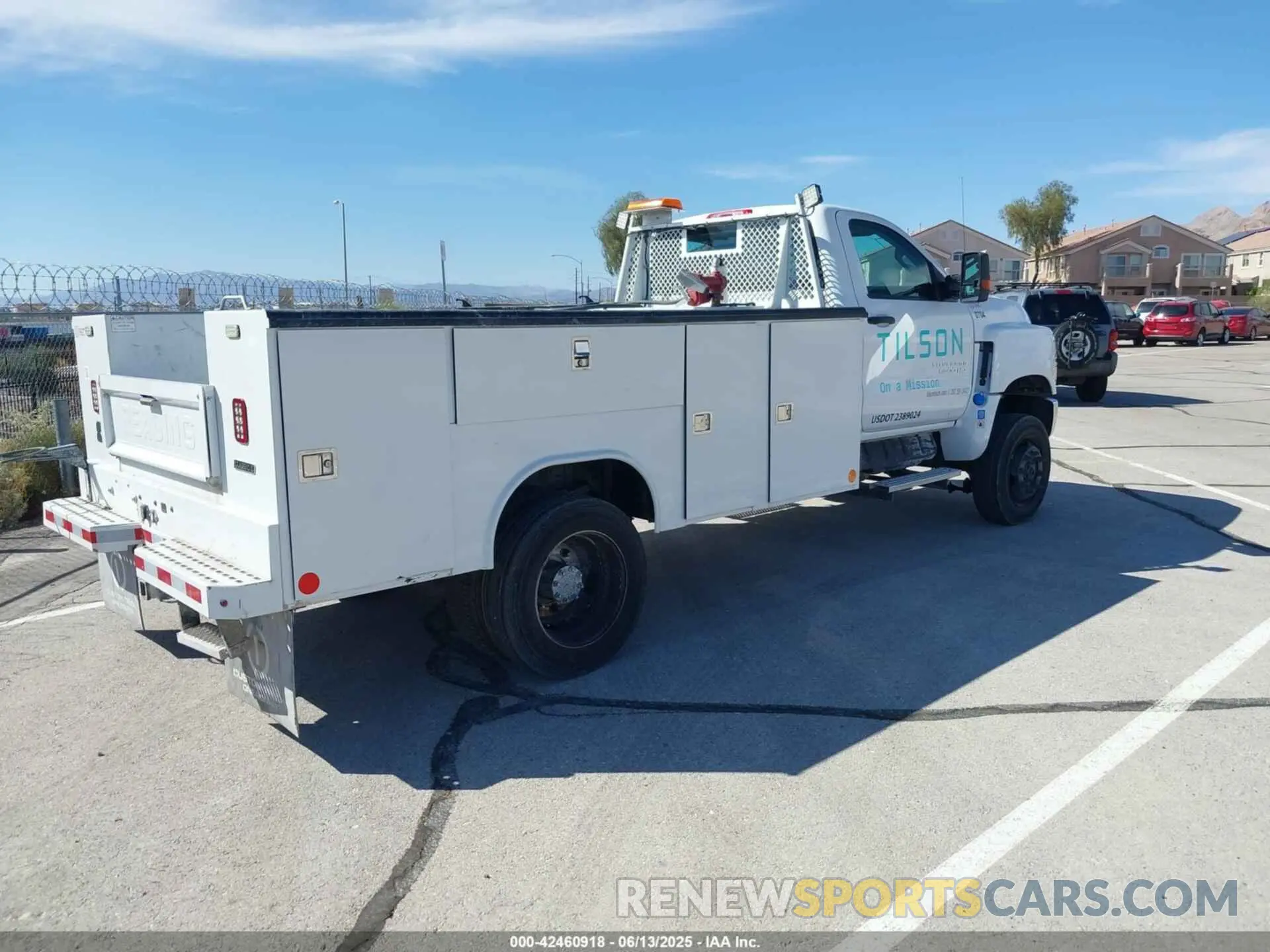 4 Photograph of a damaged car 1HTKJPVM1PH130944 CHEVROLET SILVERADO MD 2023