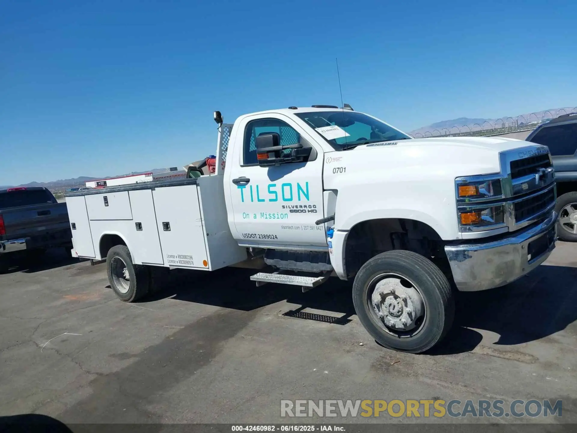 13 Photograph of a damaged car 1HTKJPVM2PH333566 CHEVROLET SILVERADO MD 2023